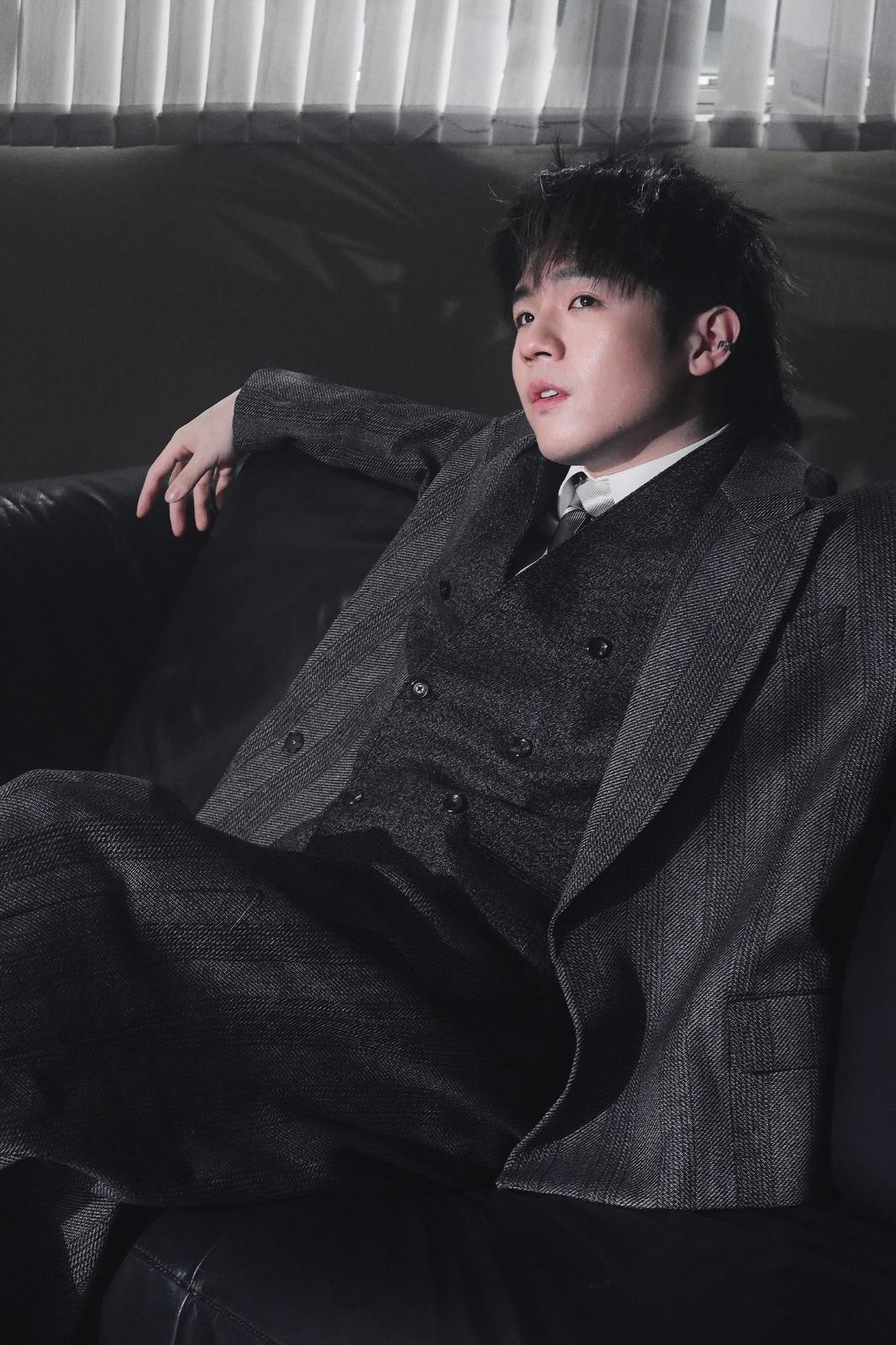 陳卓賢Ian抱病為小組歌《吃腐肉的鷹》拍MV,仍非常落力。