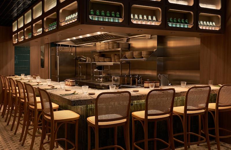 Moo-Lah採開放式吧枱設計,跟首爾Born & Bred裝潢格局相近。