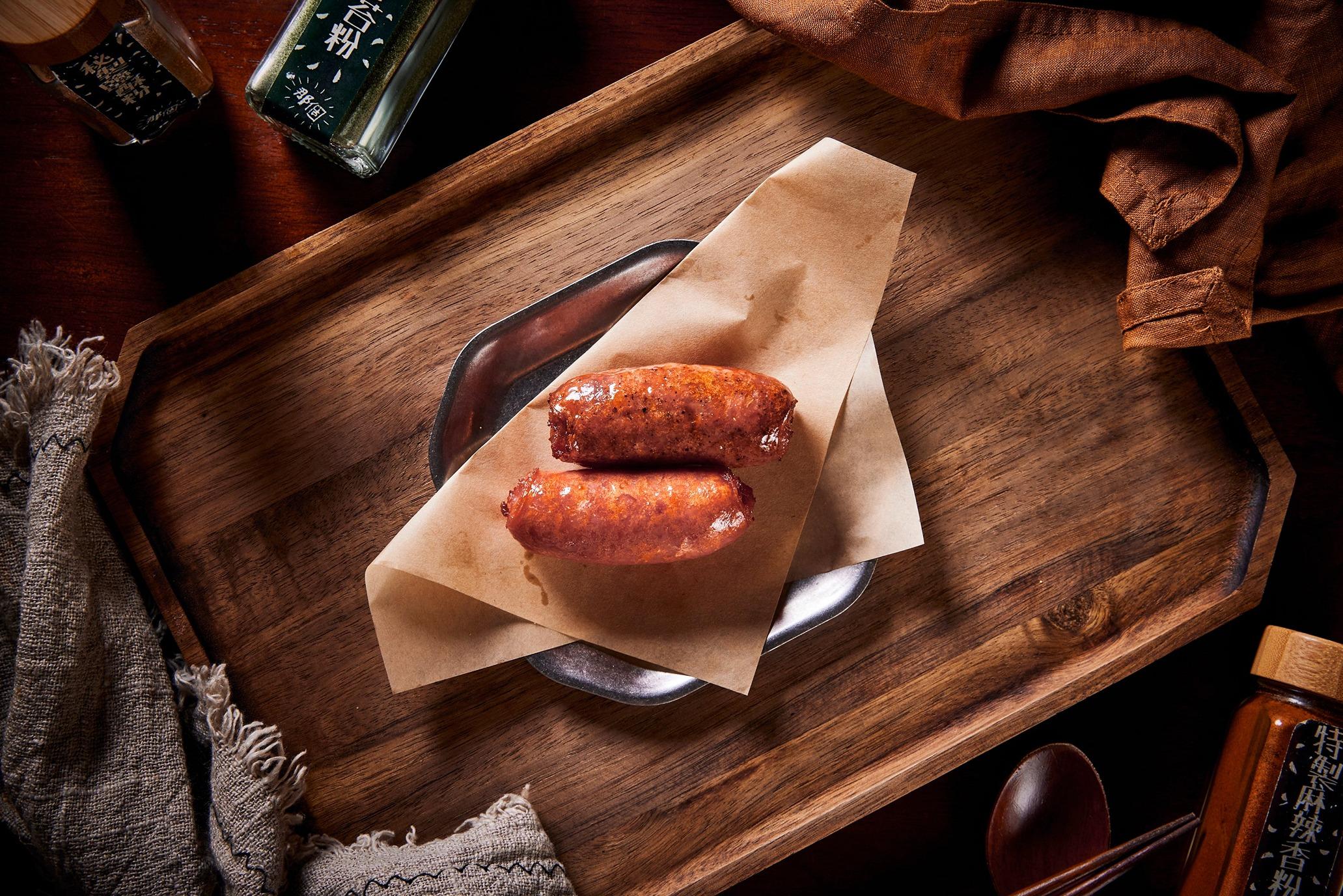 那個NAGE 一條蜜蒜味台灣腸