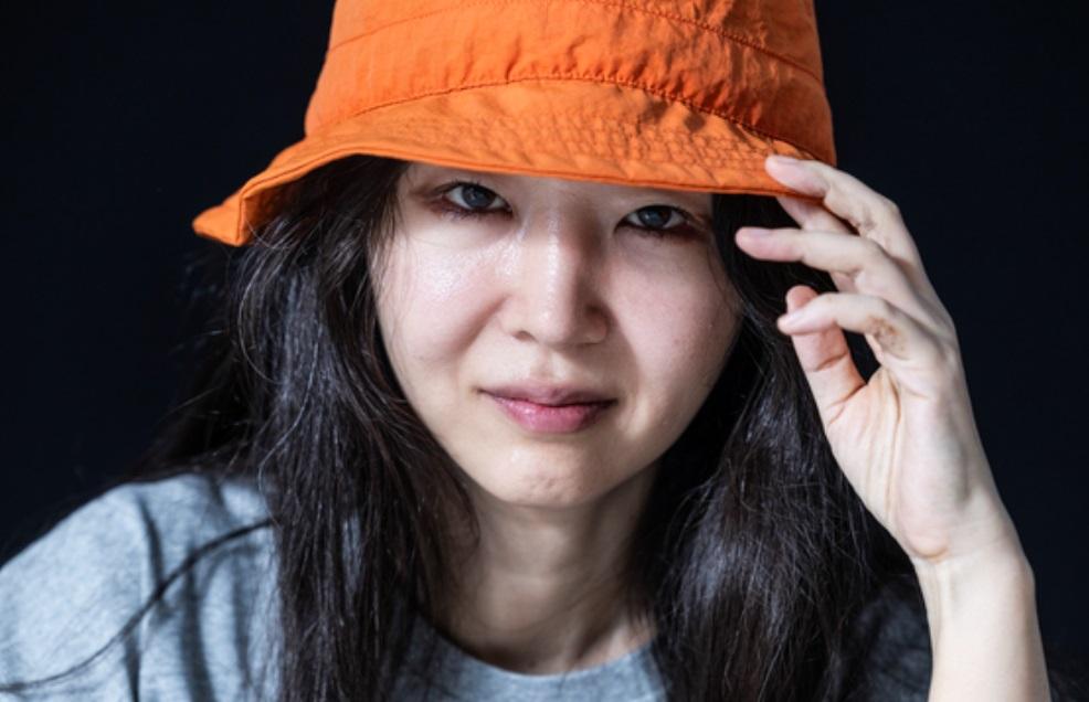 閔熙珍再度成為公司執行董事,任期三年。