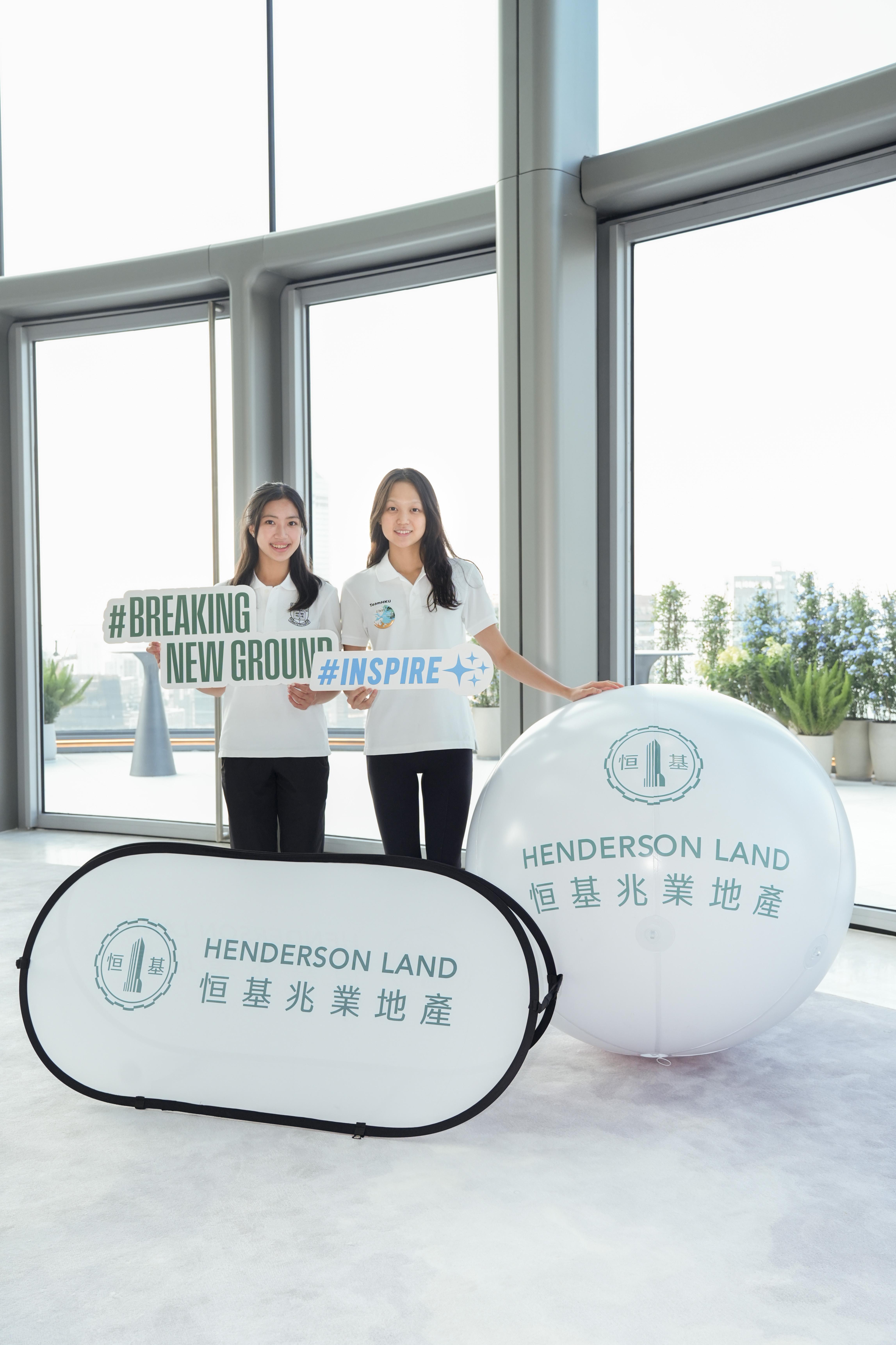 白凱文(左)與張心悅(右)出席分享會, 與同學分享出戰奧運的心情及學業體育雙軌發展的心得。