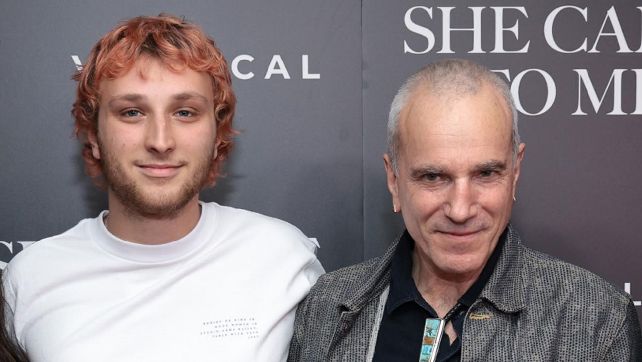 丹尼爾路易斯將演出其27歲兒子Ronan Day-Lewis(左)執導的新戲。