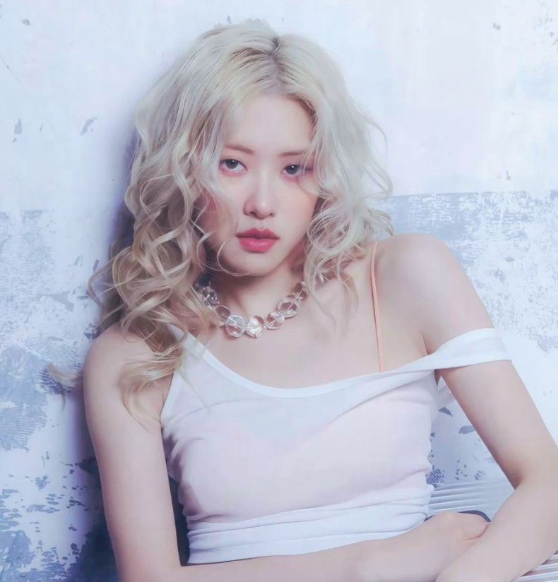 BLACKPINK 3位成員在同一個月推出新歌,暫時以Rosé成績最好。