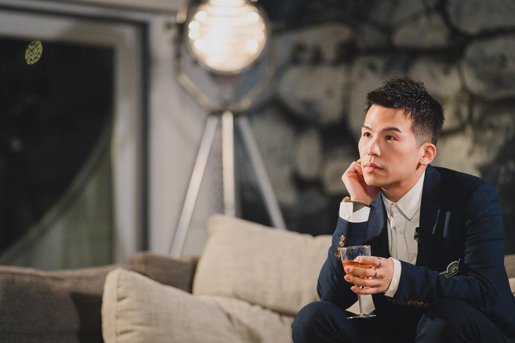 Stone吸引不到參加者前來會面。.