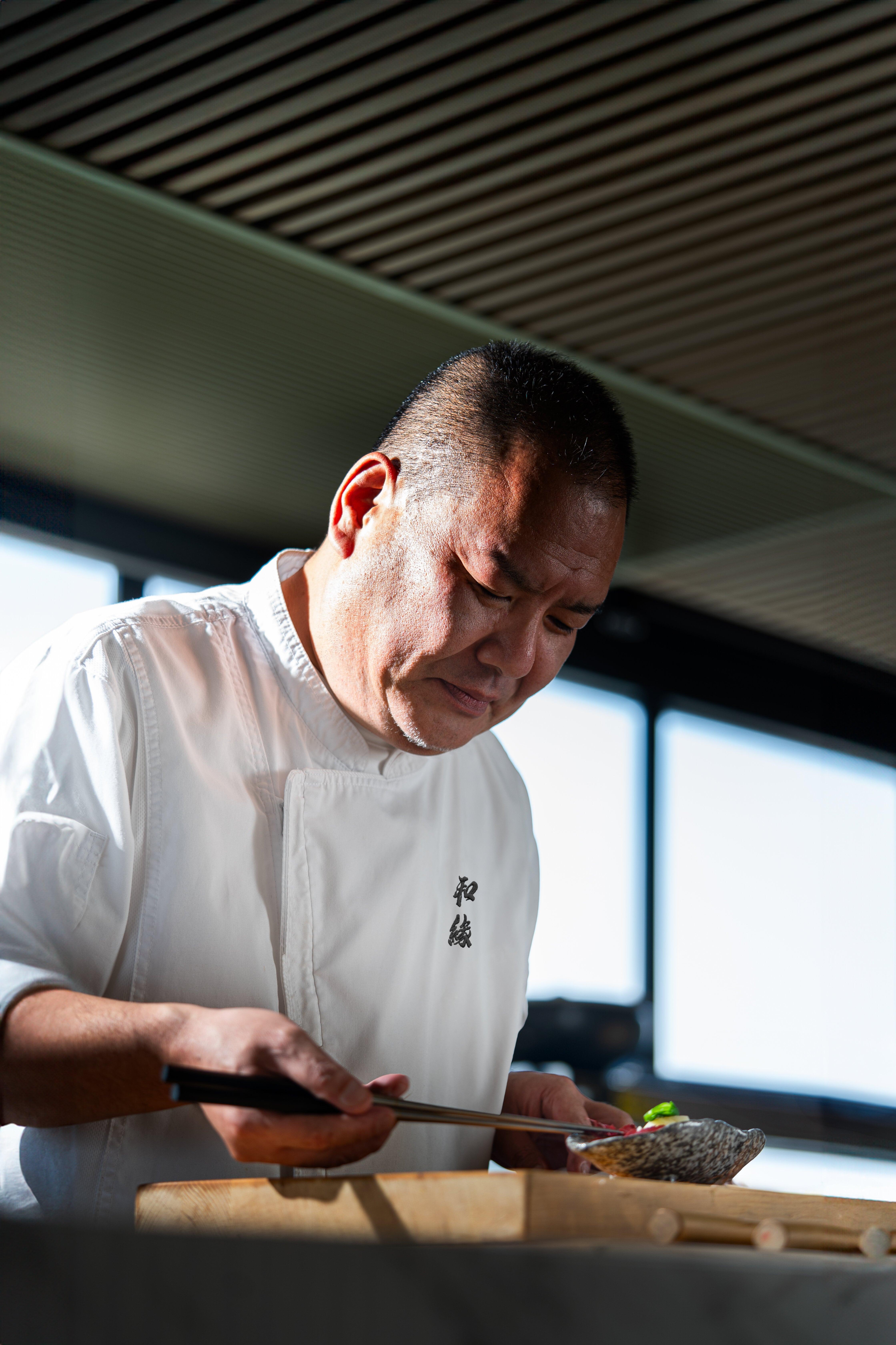 和緣割烹日籍行政總廚西岡正樹擁有超過30年豐富經驗,散發廚師之魂。