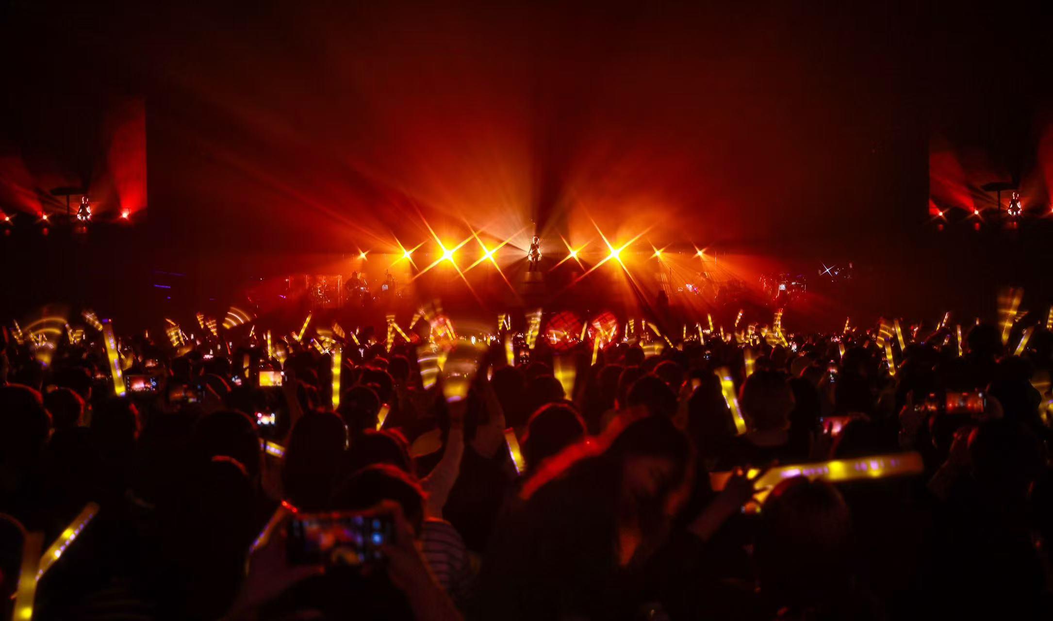 竇靖童首次舉行個人巡回演唱會《狀況外》。