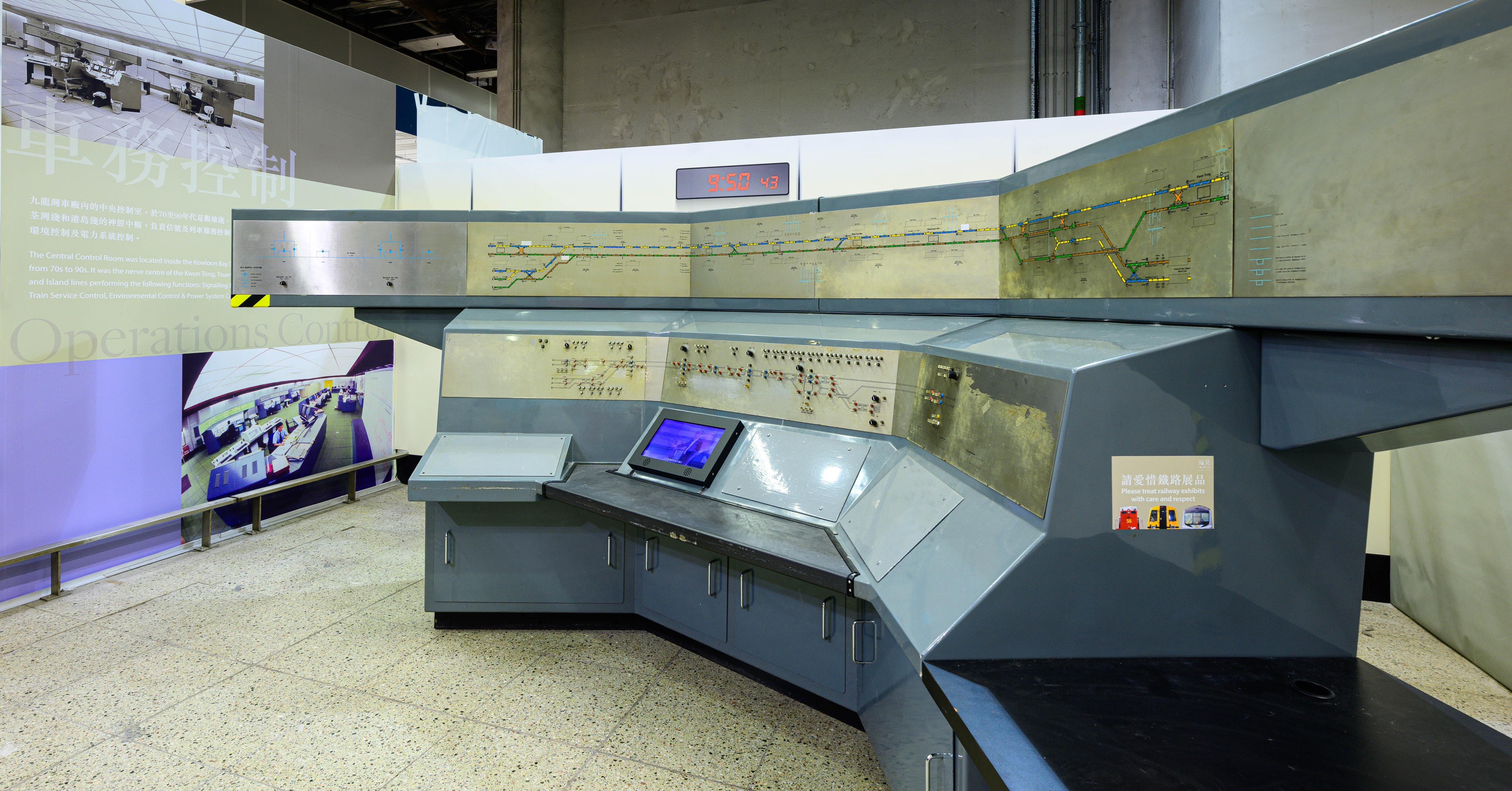 港鐵「站見」鐵路展,增添三項新展品,及迎來第45,000名參觀者。