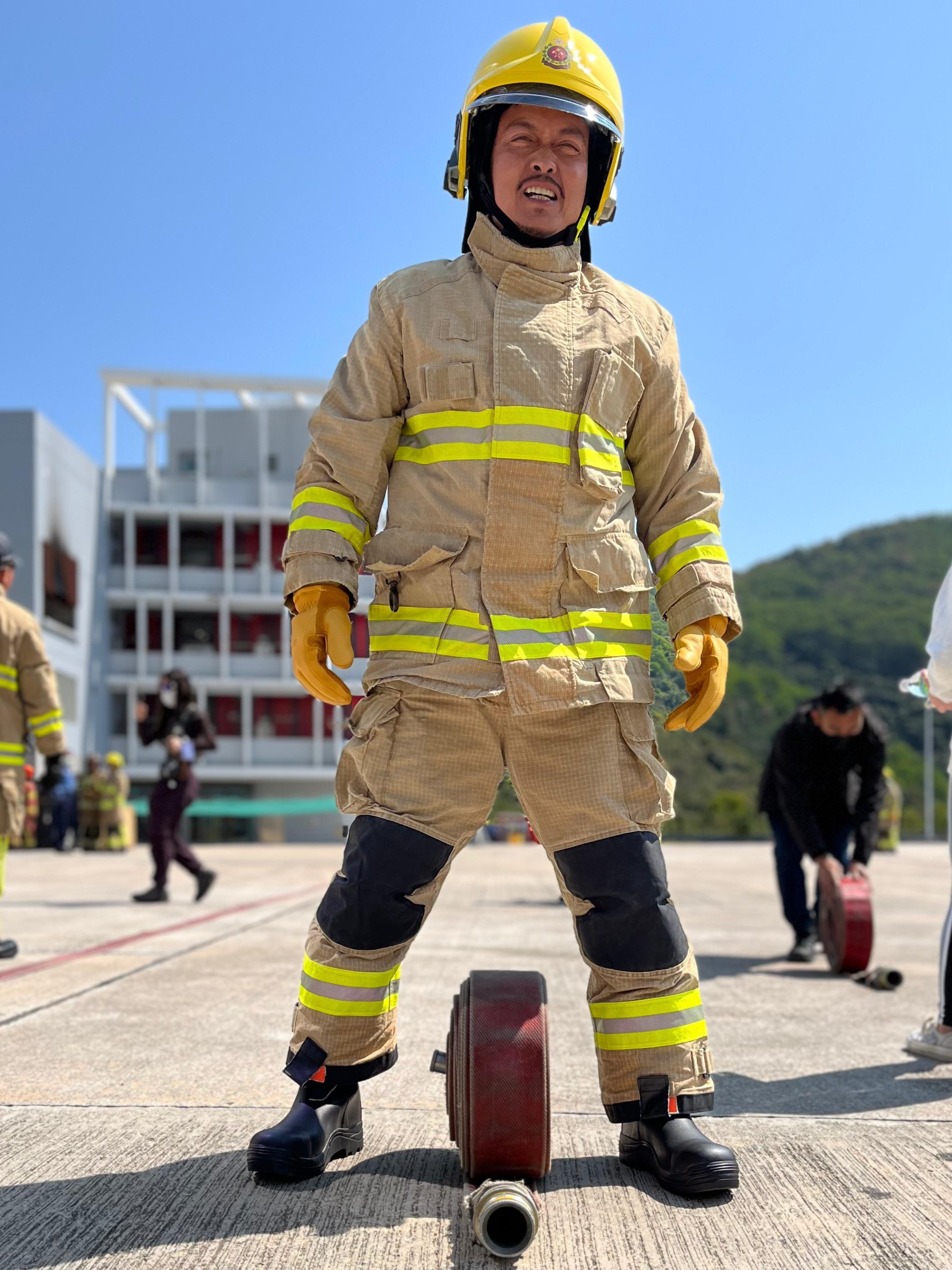 60歲的謝君豪強調拍《焚城》接受消防員訓練,一視同仁,沒有優待。