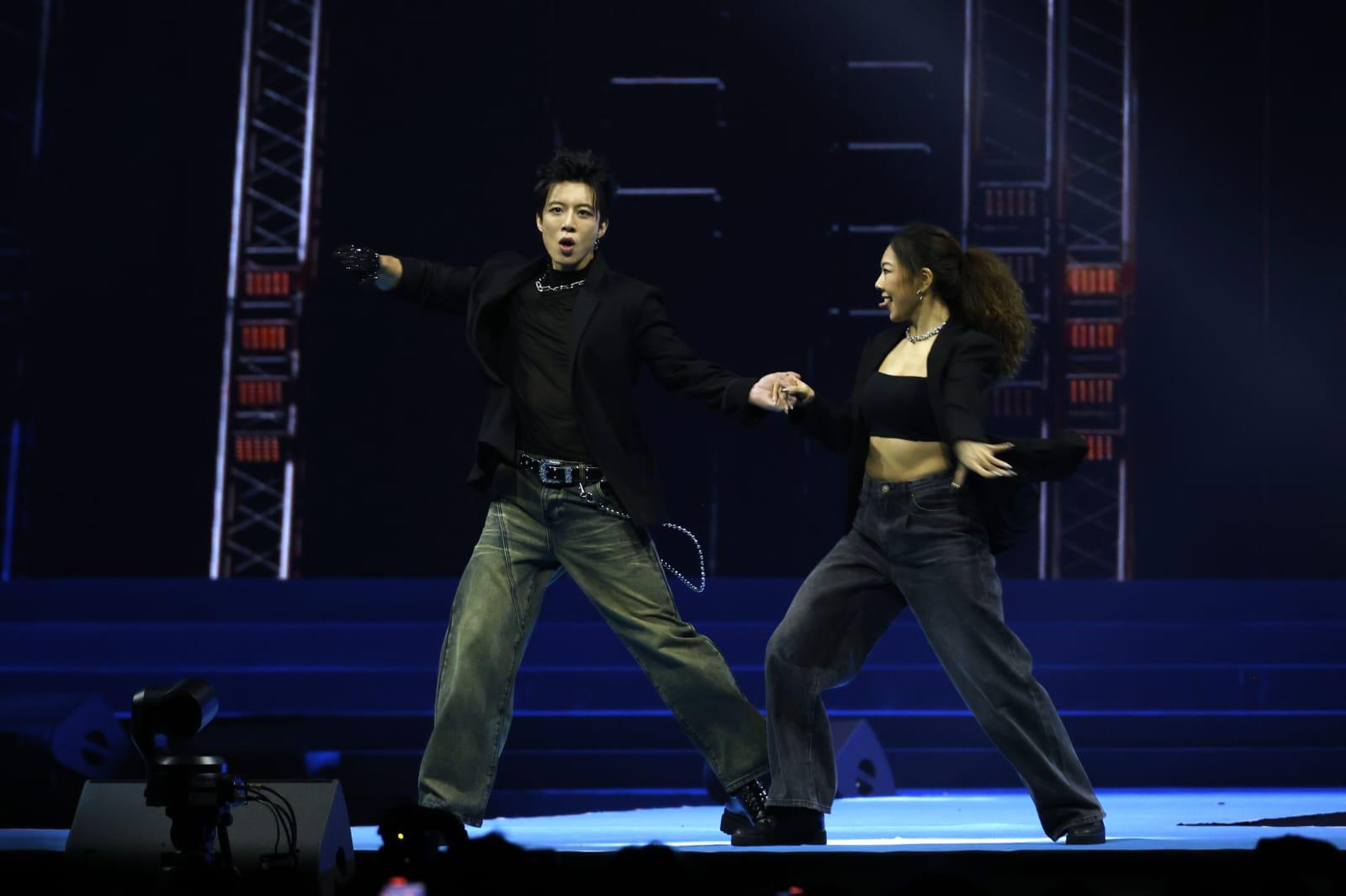 Lyman為《ViuTV 2025節目巡禮》表演。(林俊源攝)