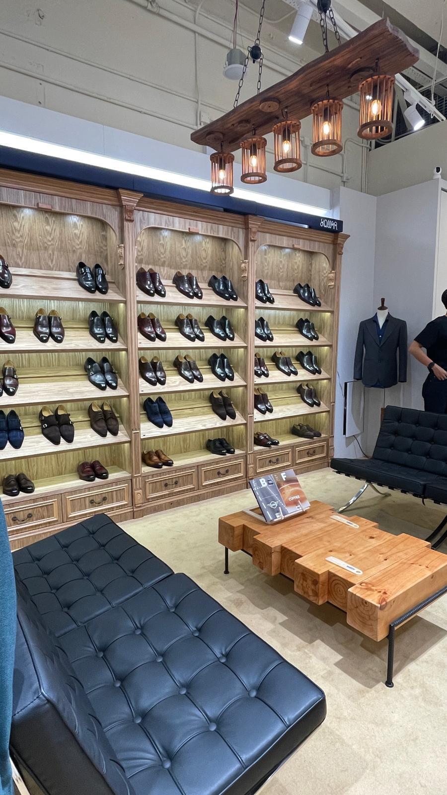 The Korner Plus+推出全新男士正裝服飾品牌Kollar & co.。