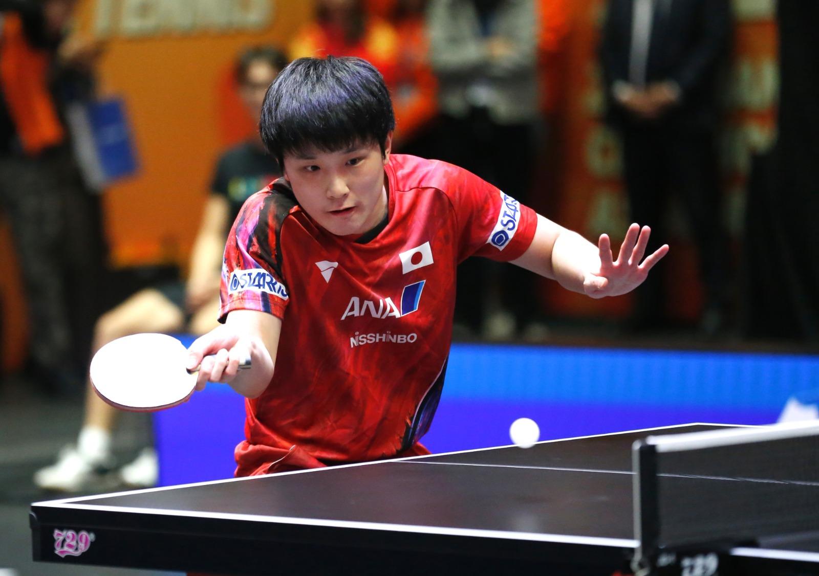 乒乓亞錦賽|張本智和取勝後做出麥巴比的慶祝動作。(新華社)