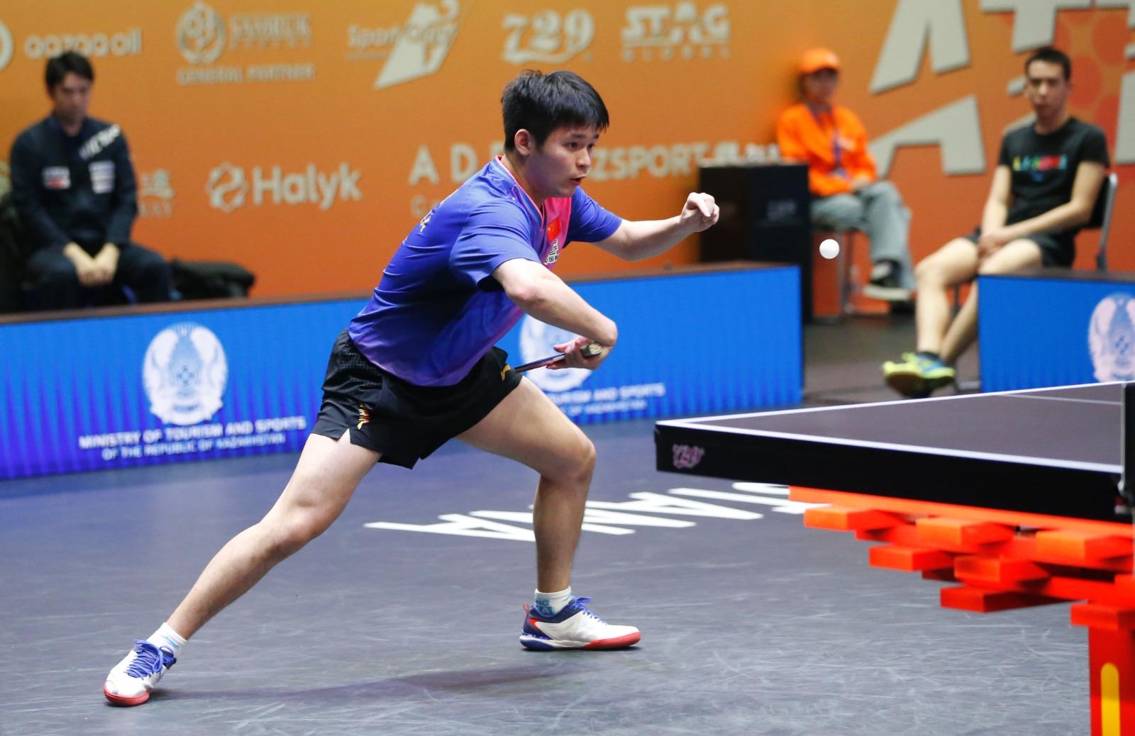 乒乓亞錦賽|林詩棟負張本智和摘銀。(新華社)