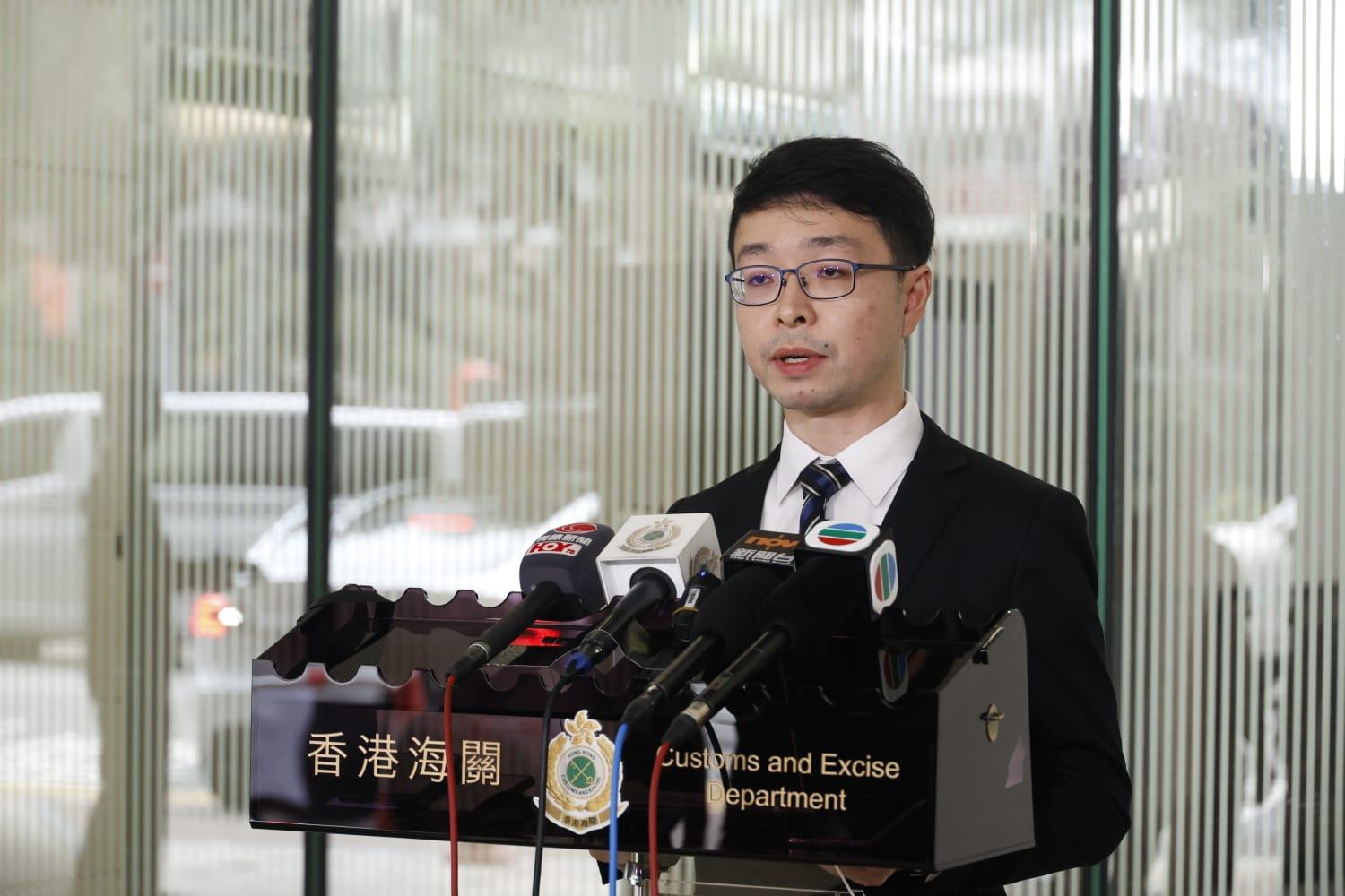 5人以找換店洗黑錢被捕,3年涉款16億元。 (林俊源攝)