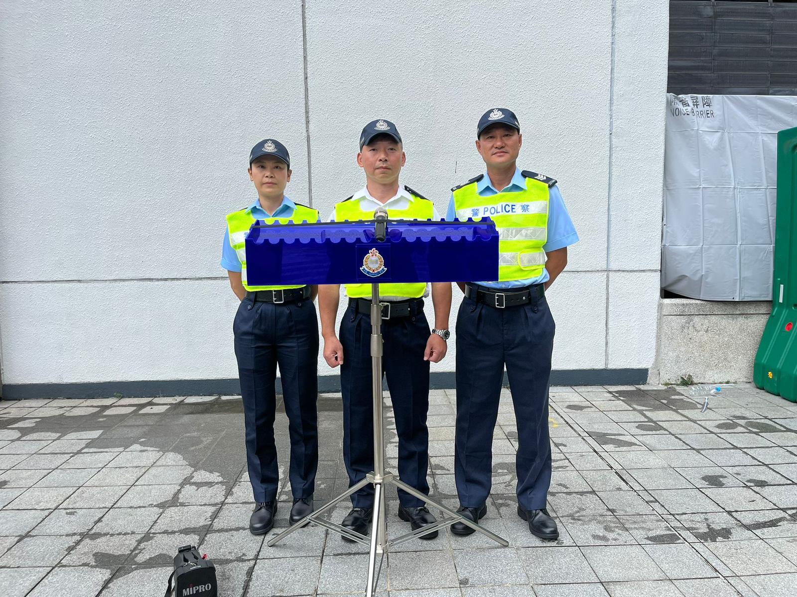 吐露港公路飆車男司機被判160小時社服令停牌半年。