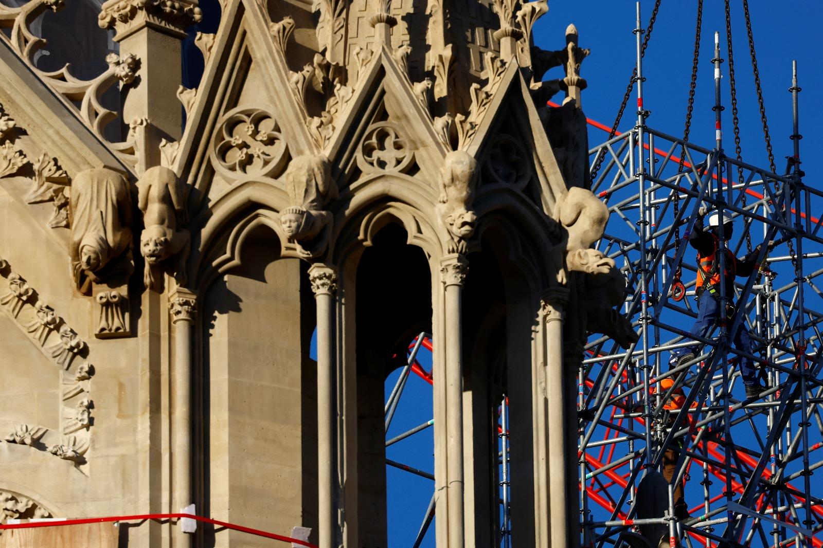 巴黎聖母院修復5年後,將在2024年12月重開。(路透社)