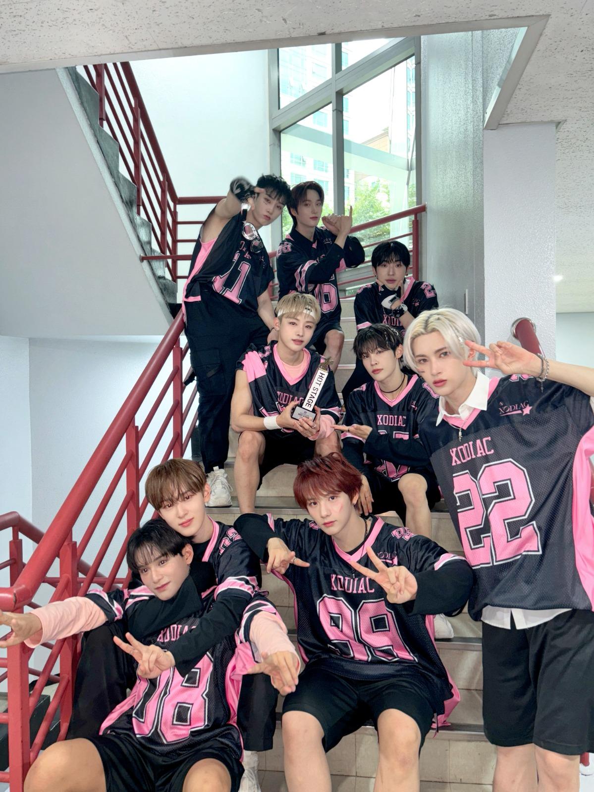 香港公司打造的韓團XODIAC勇奪《人氣歌謠》本周Hot Stage第一位。