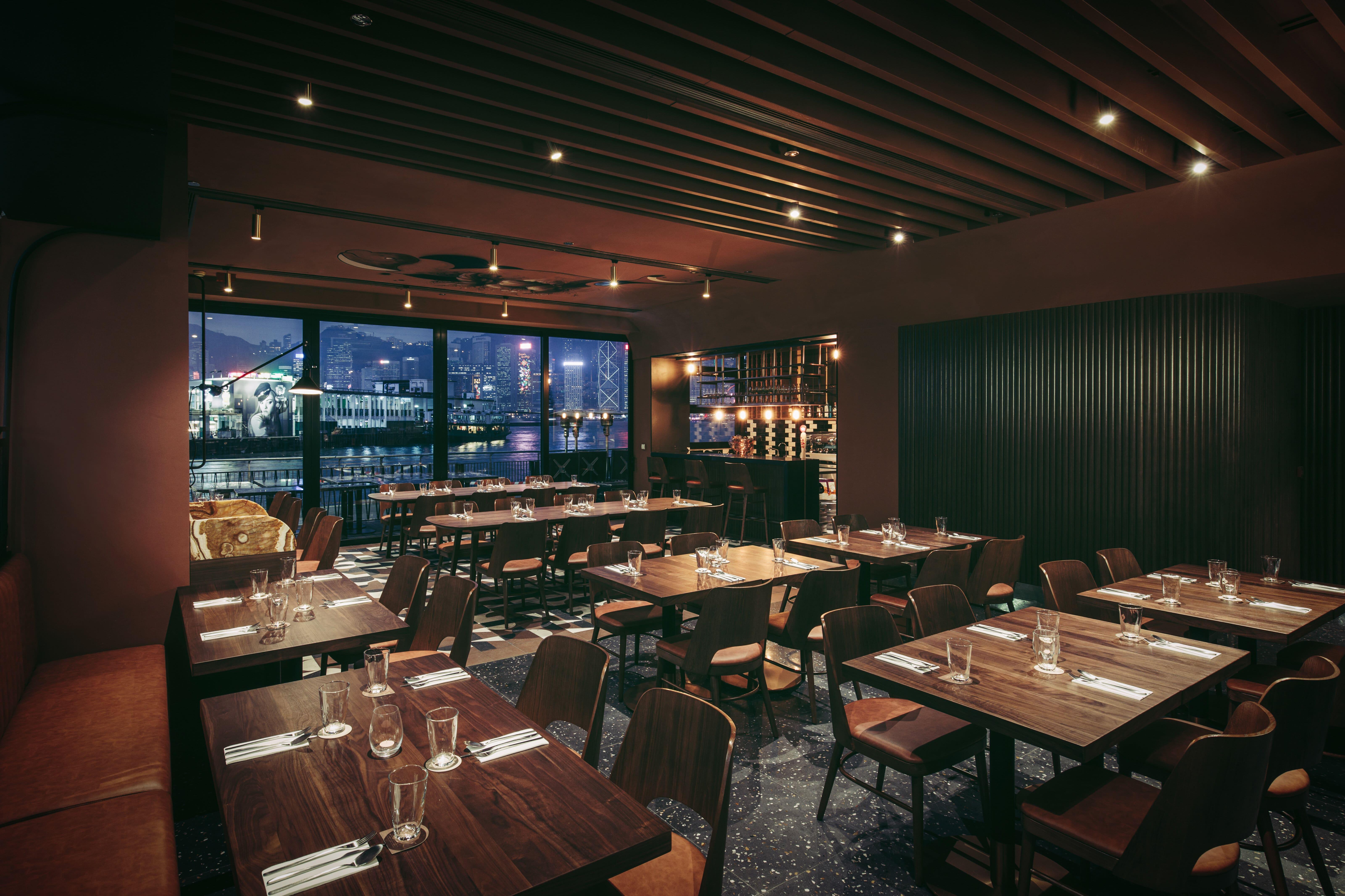 對著海景任食米芝蓮級盛宴,機會難得。