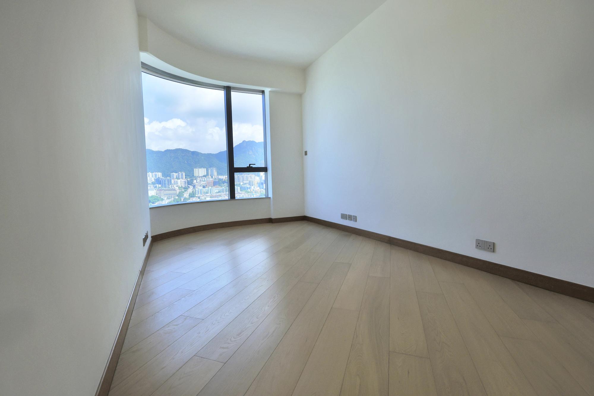 H室主人睡房,與客廳同向,開則呈長方形。