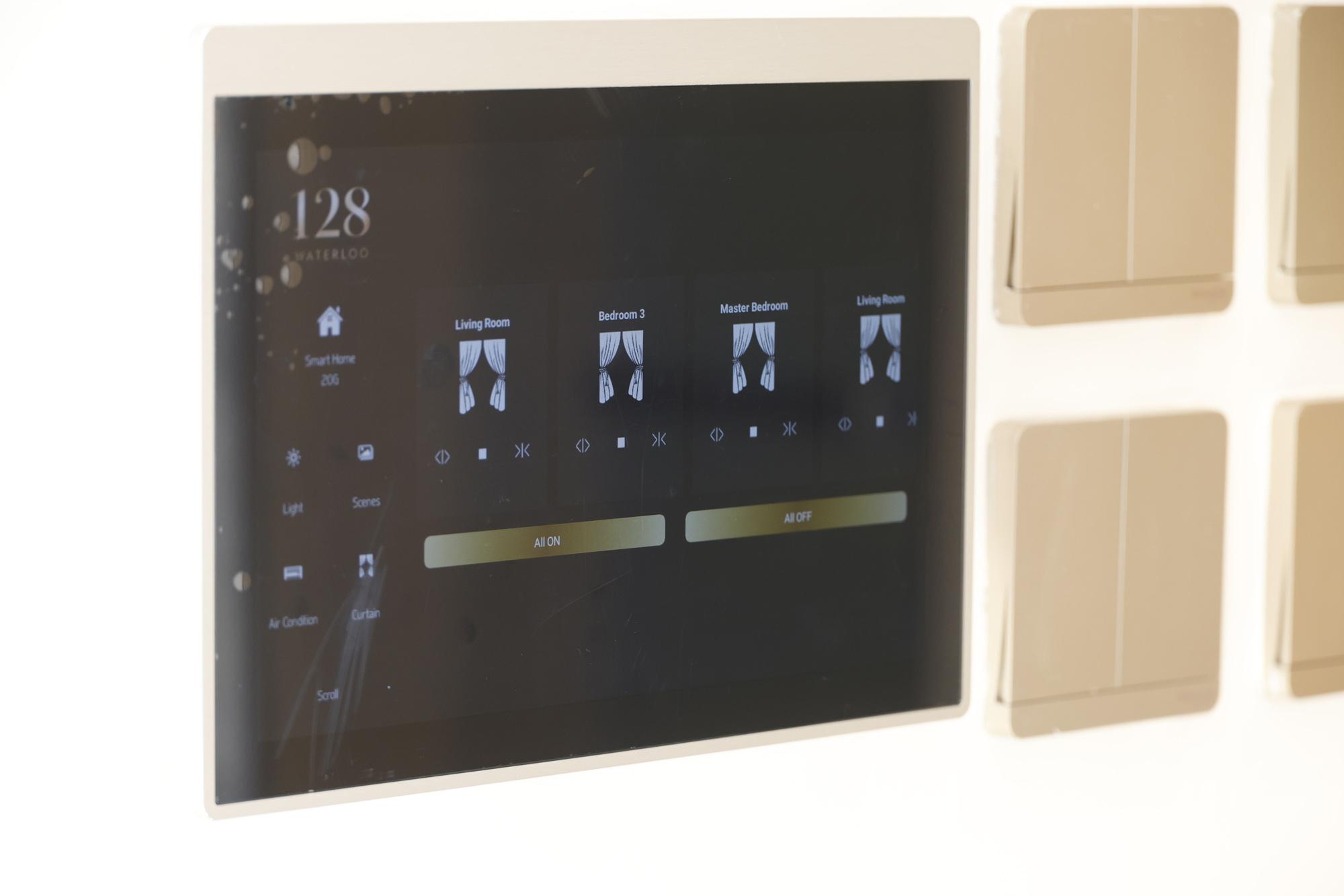 128 WATERLOO全盤單位預設智能家居系統。