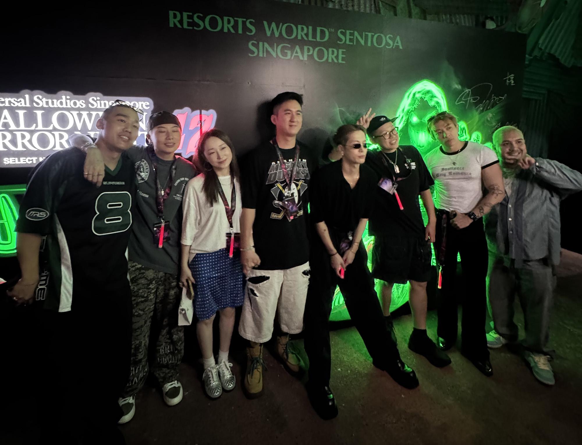 Jackson邀請多位好友親臨他設計的鬼屋體驗。