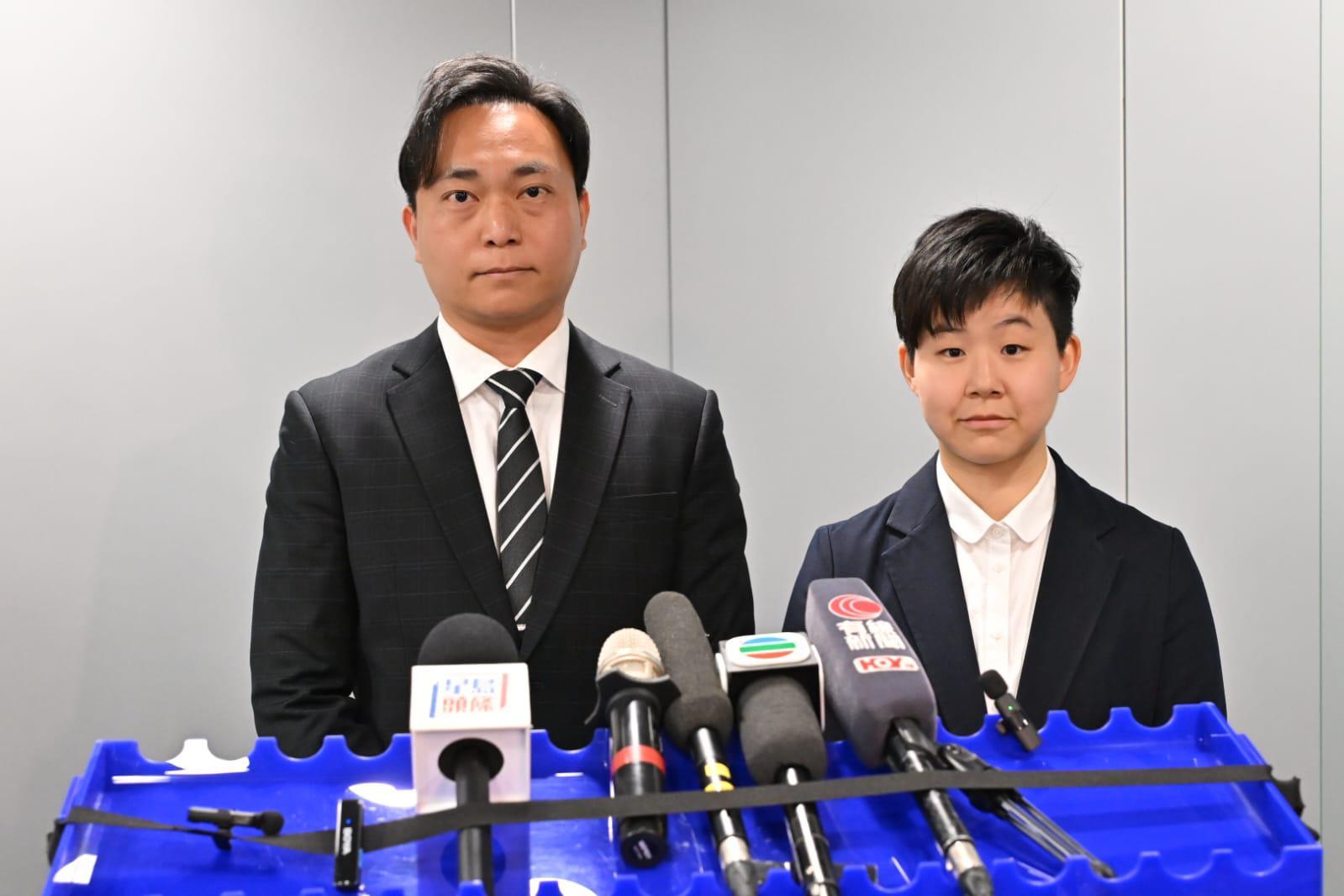 負責處理養和醫院盜竊案的灣仔警區刑事調查總督察鄧啟榮及灣仔警區刑事調查隊第四隊主管偵輯督察陳倩怡