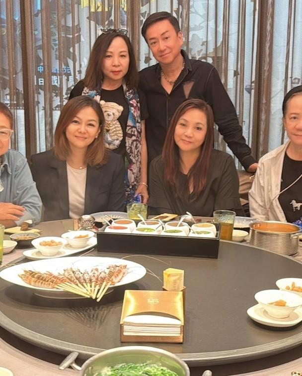 姚正菁fit爆狀態絕對是50路美魔女。