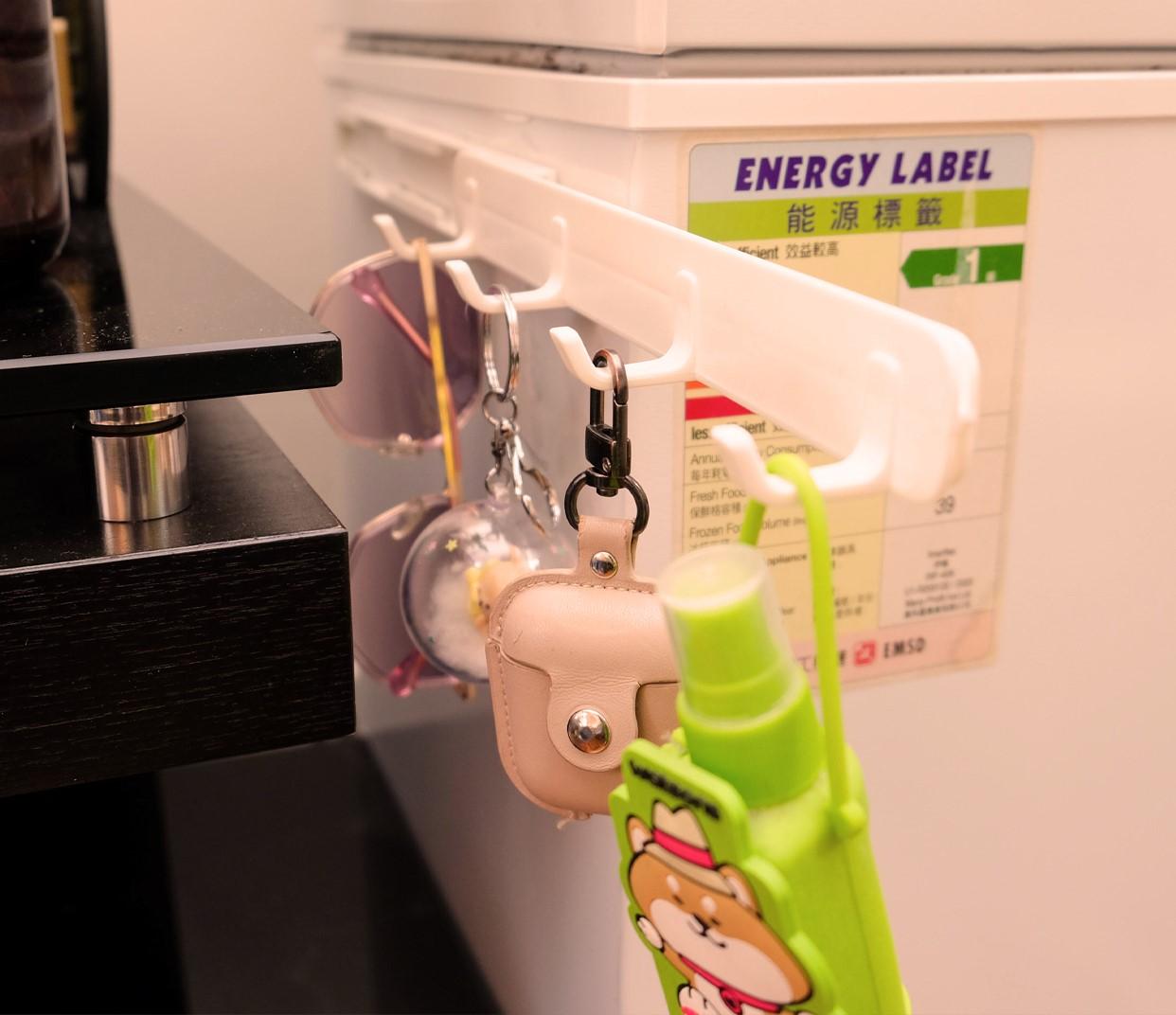 家居縫隙可伸縮掛鉤。