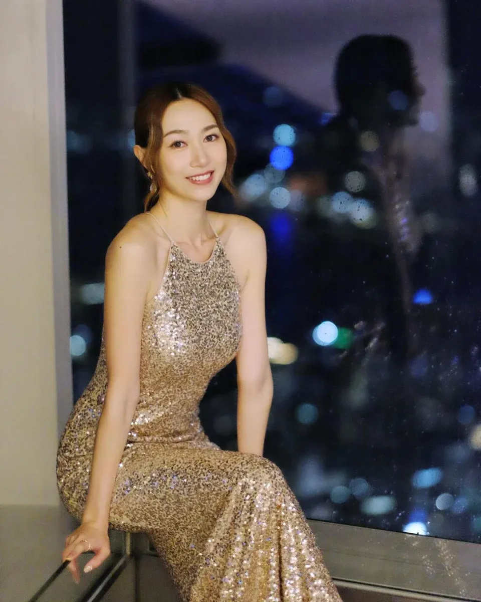 黃嘉雯分享唯美寫真大曬曲線身材及逆天長腿 網民大讚女神:要樣有樣 要腿有腿