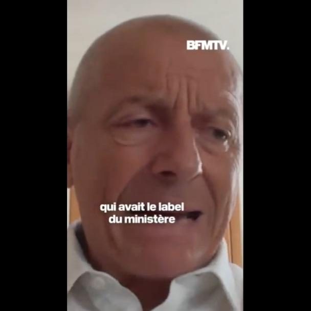 父親控訴。(互聯網)