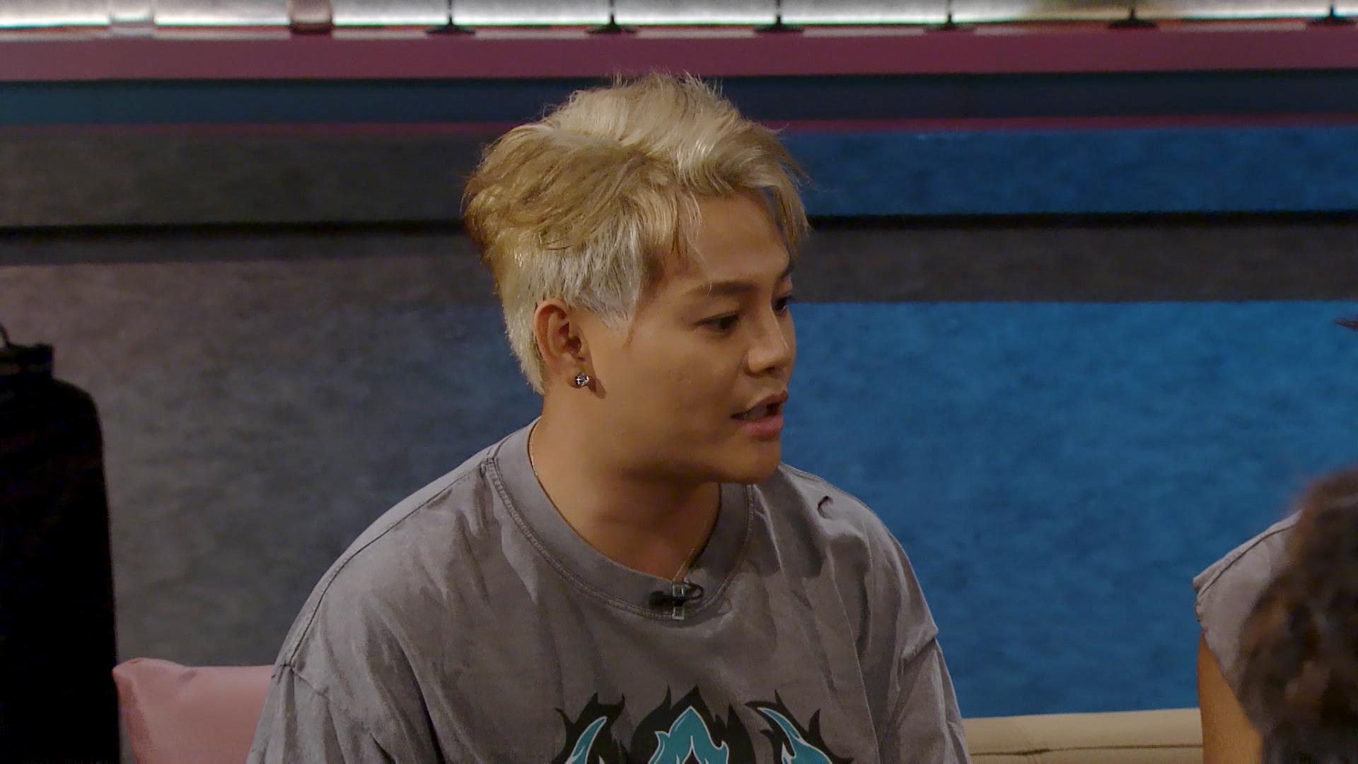 「死腳膠」結他手Meatlover (保錡)。