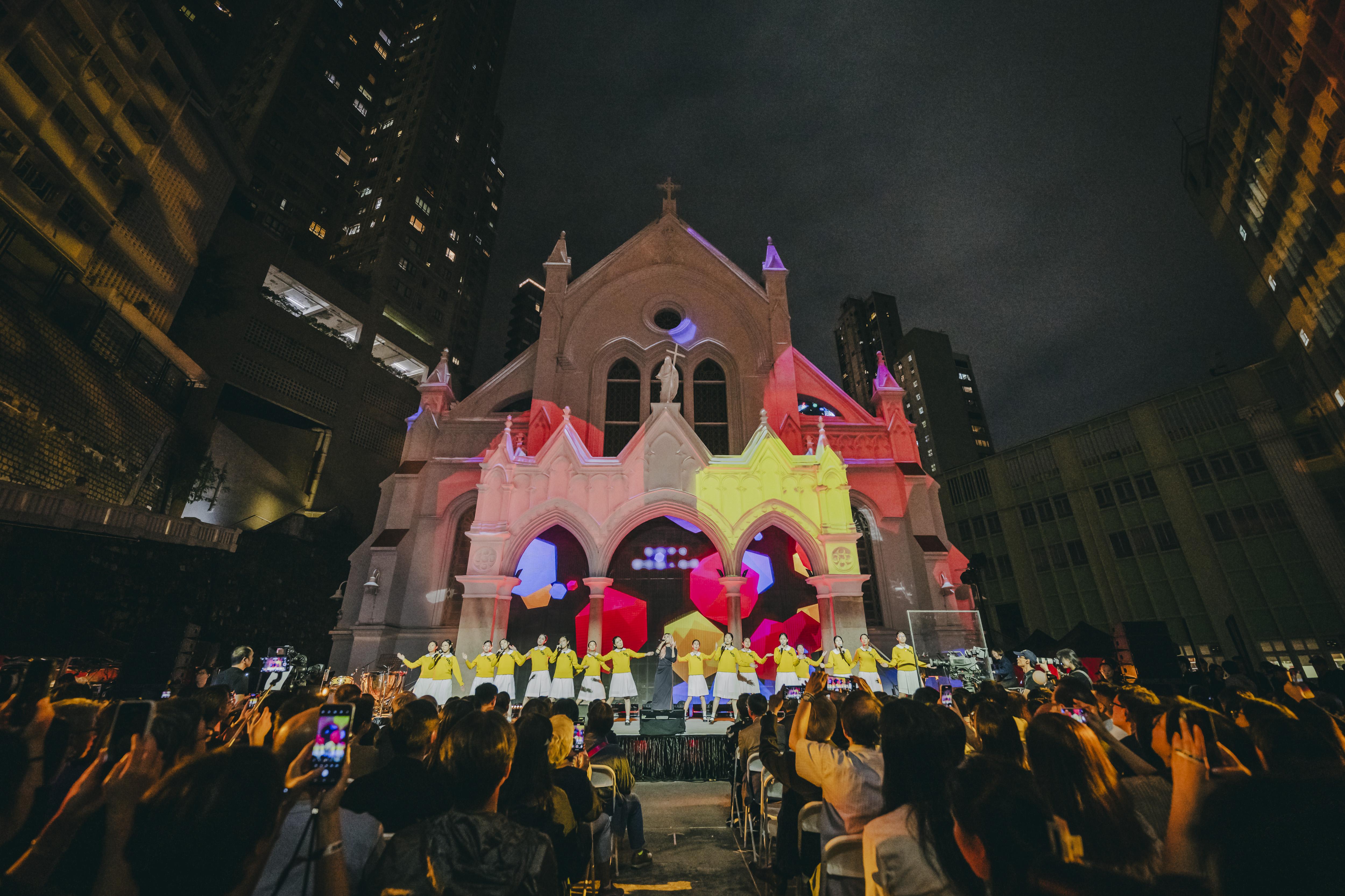 一級歷史建築香港天主教聖母無原罪主教座堂成就美不勝收夢幻場景。