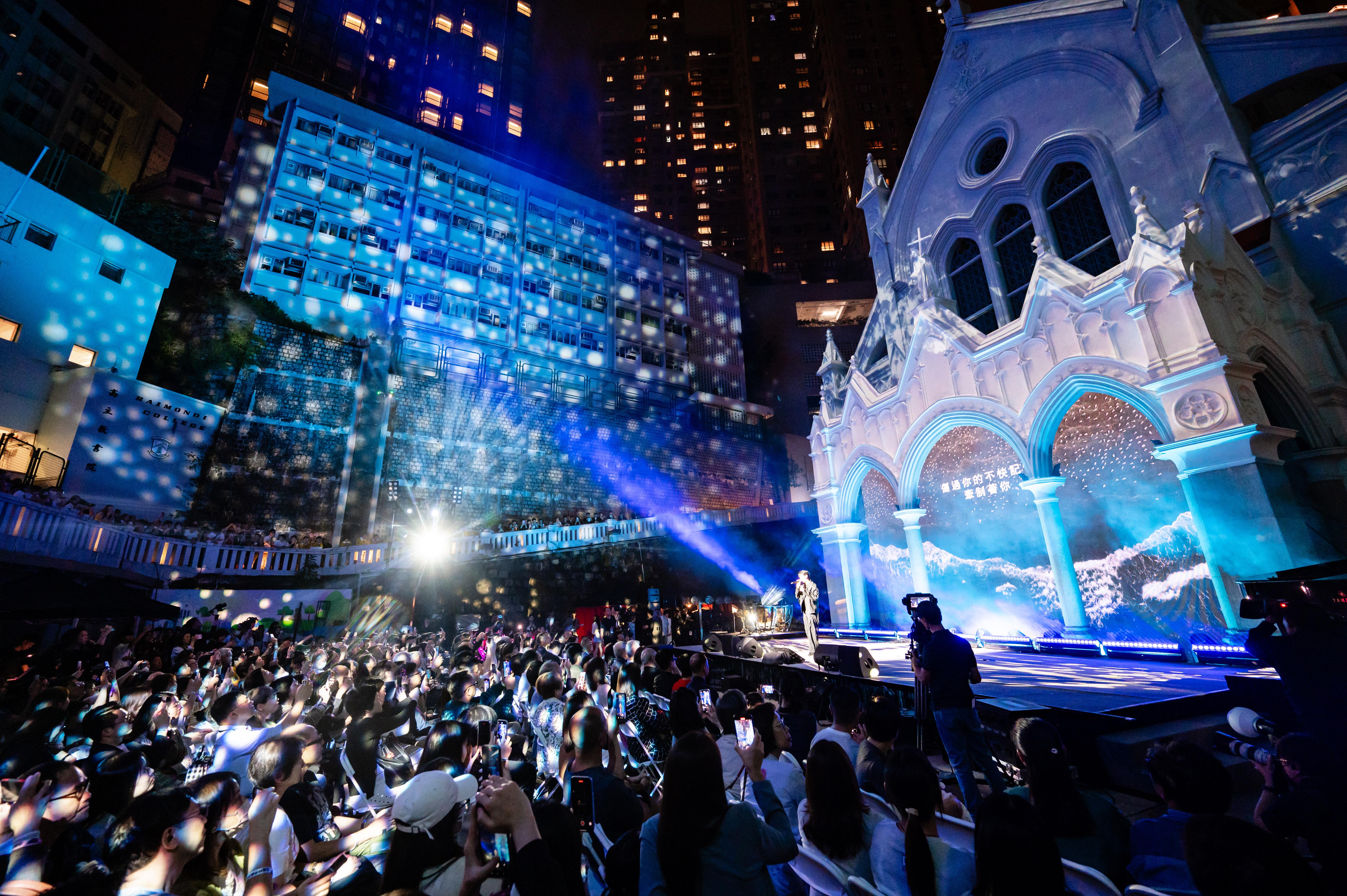 一級歷史建築香港天主教聖母無原罪主教座堂成就美不勝收夢幻場景。