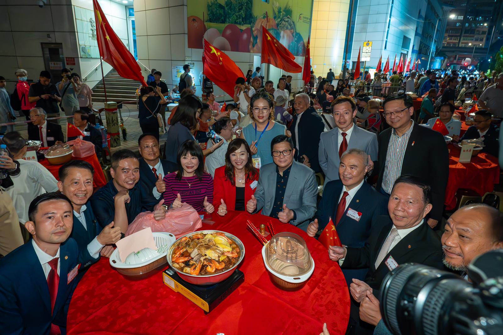 大角咀廟會11.3日盛大舉行,保安局局長鄧炳強亦有出席 (大會提供)