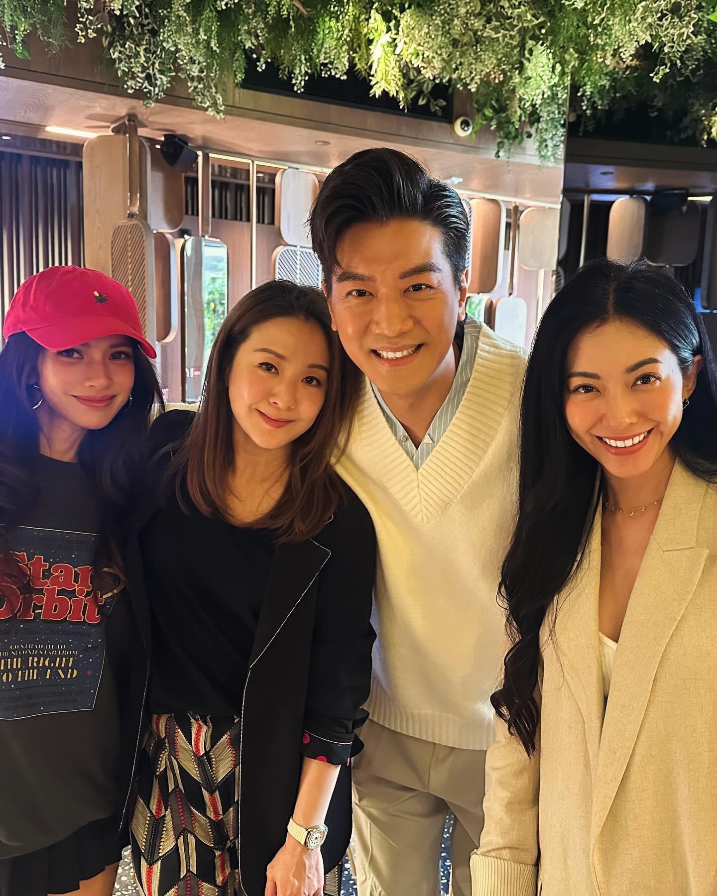 2R兩姊妹保養得宜,顏值極高 。