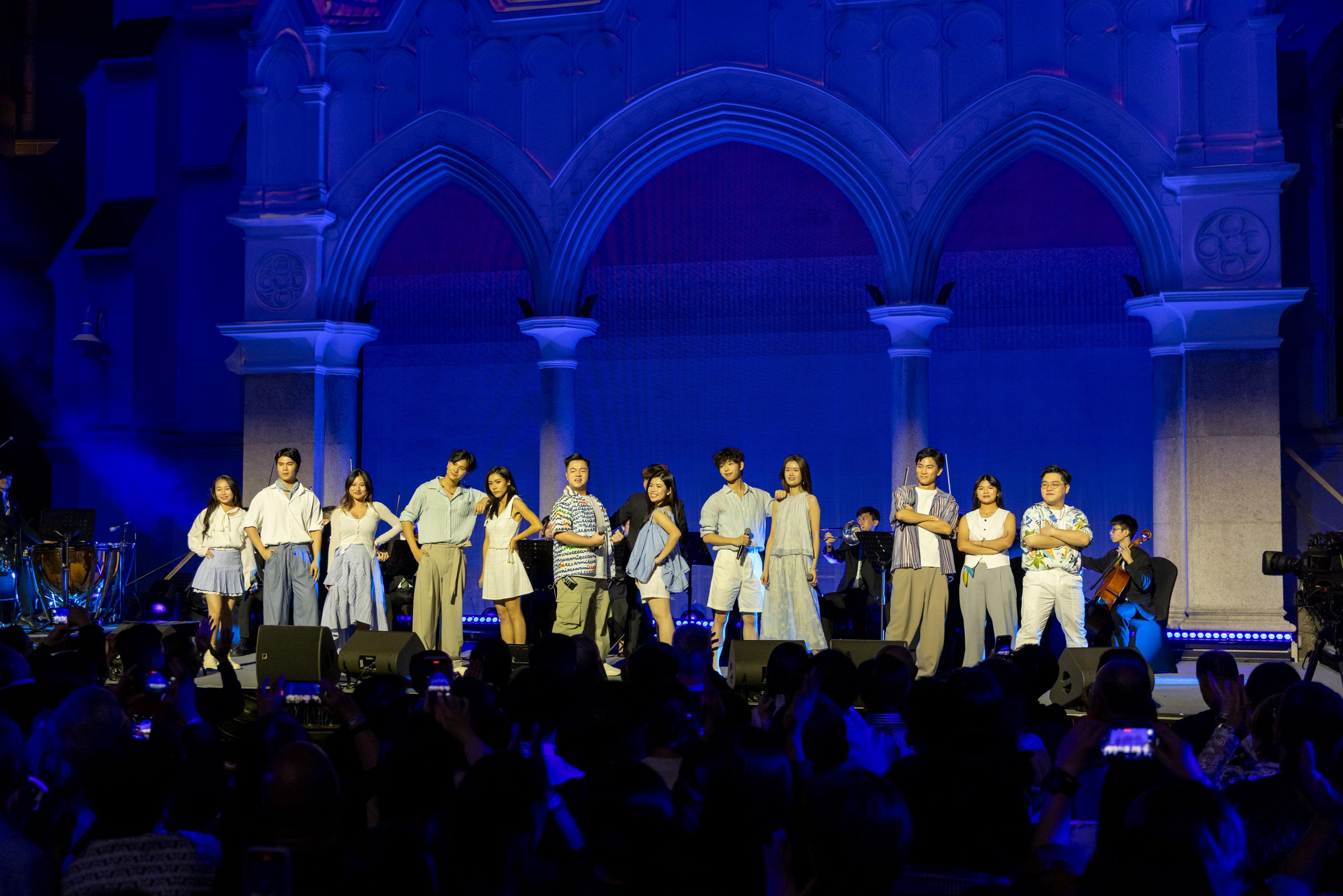 年輕新秀擔綱演出「重新出發」。