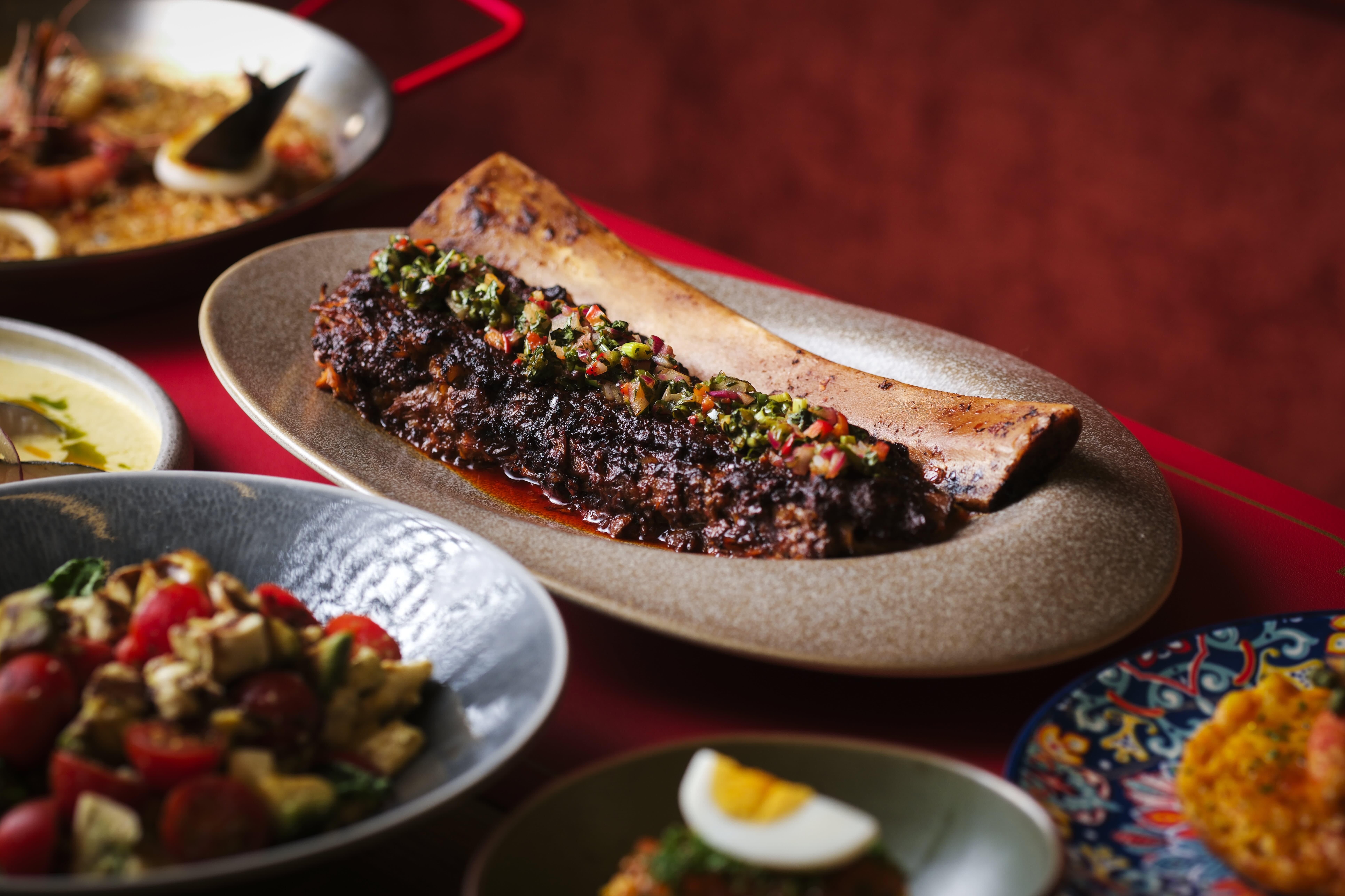 梅菜伴西班牙乳豬