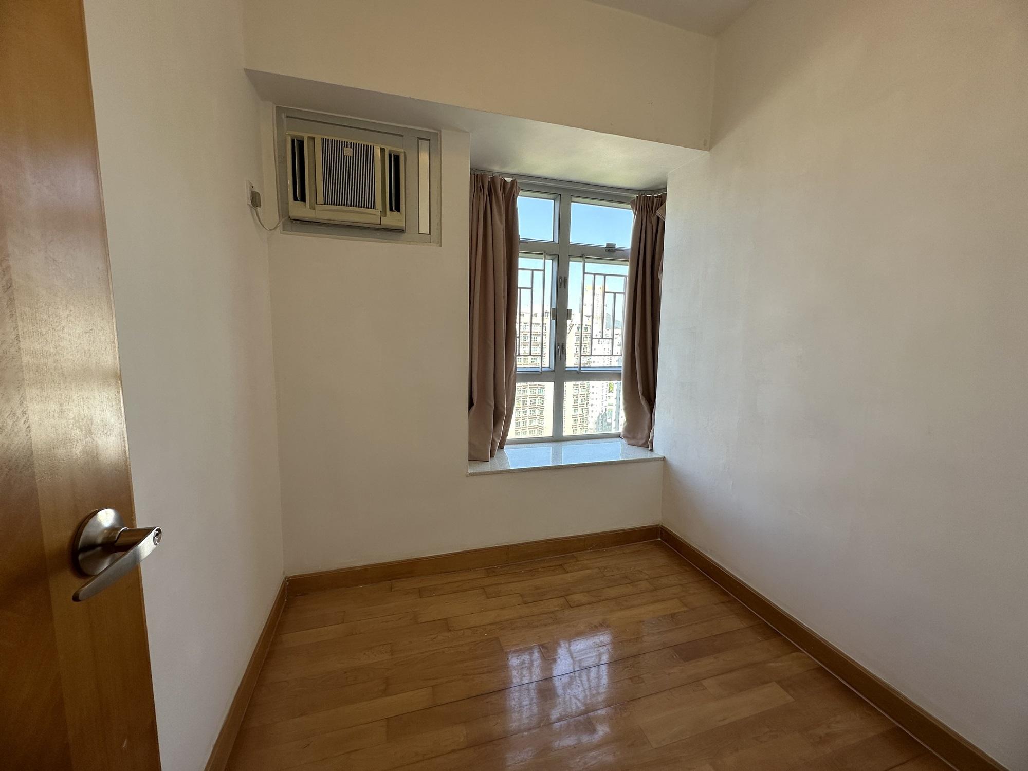 睡房望樓景但開揚。