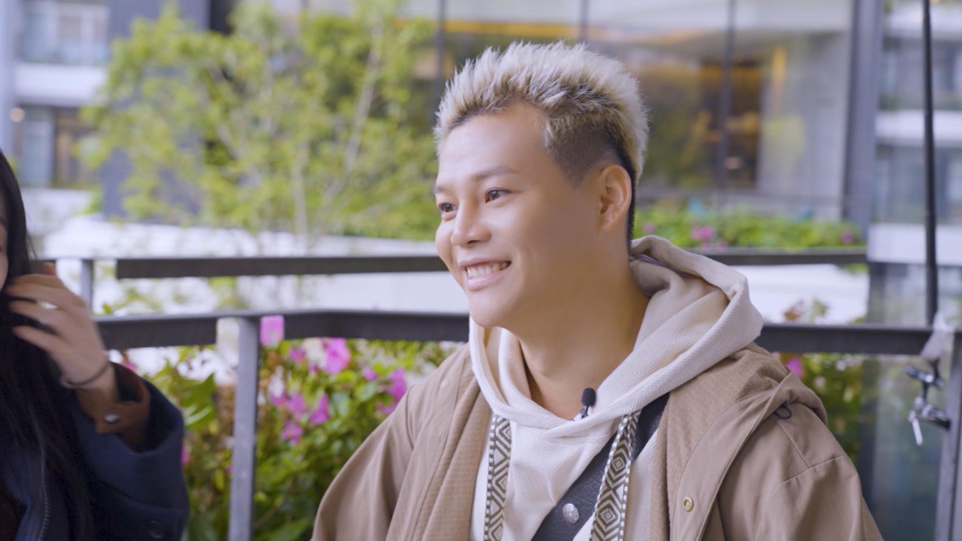 Yoyo指自己是從電視上認識保錡。