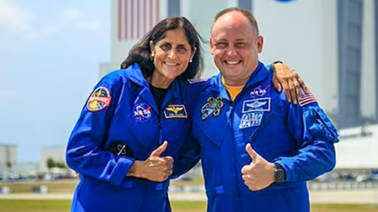 威廉斯「滯留太空」前的照片。(路透社)