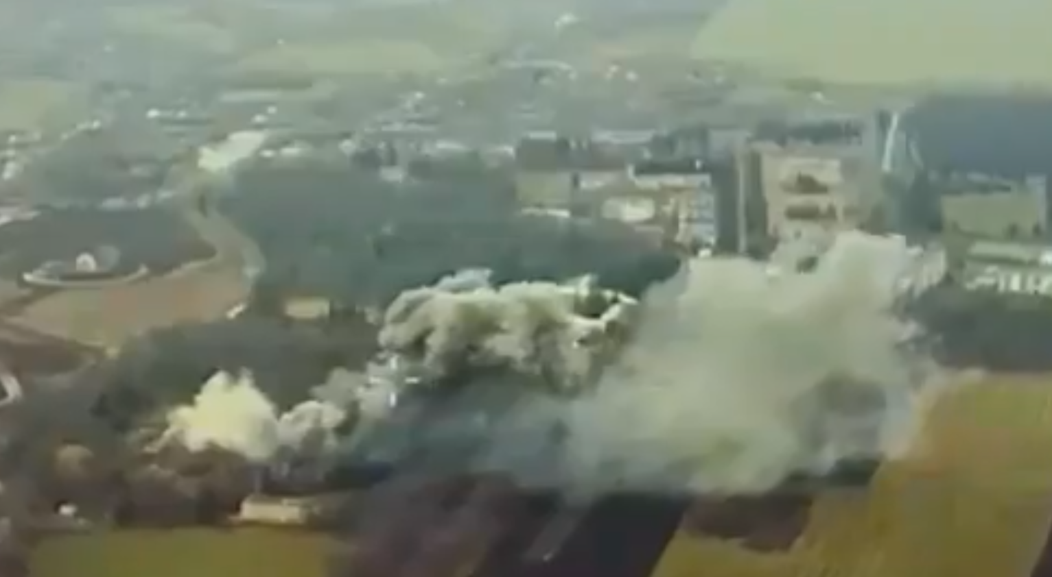 烏克蘭繼周二首次向俄羅斯境內發射美製遠程陸軍戰術導彈後,周三再首度發射英國提供的「暴風影(Storm Shadow)」遠程巡航導彈,直接攻擊俄羅斯庫爾斯克地區的一個地下指揮所。(影片截圖)