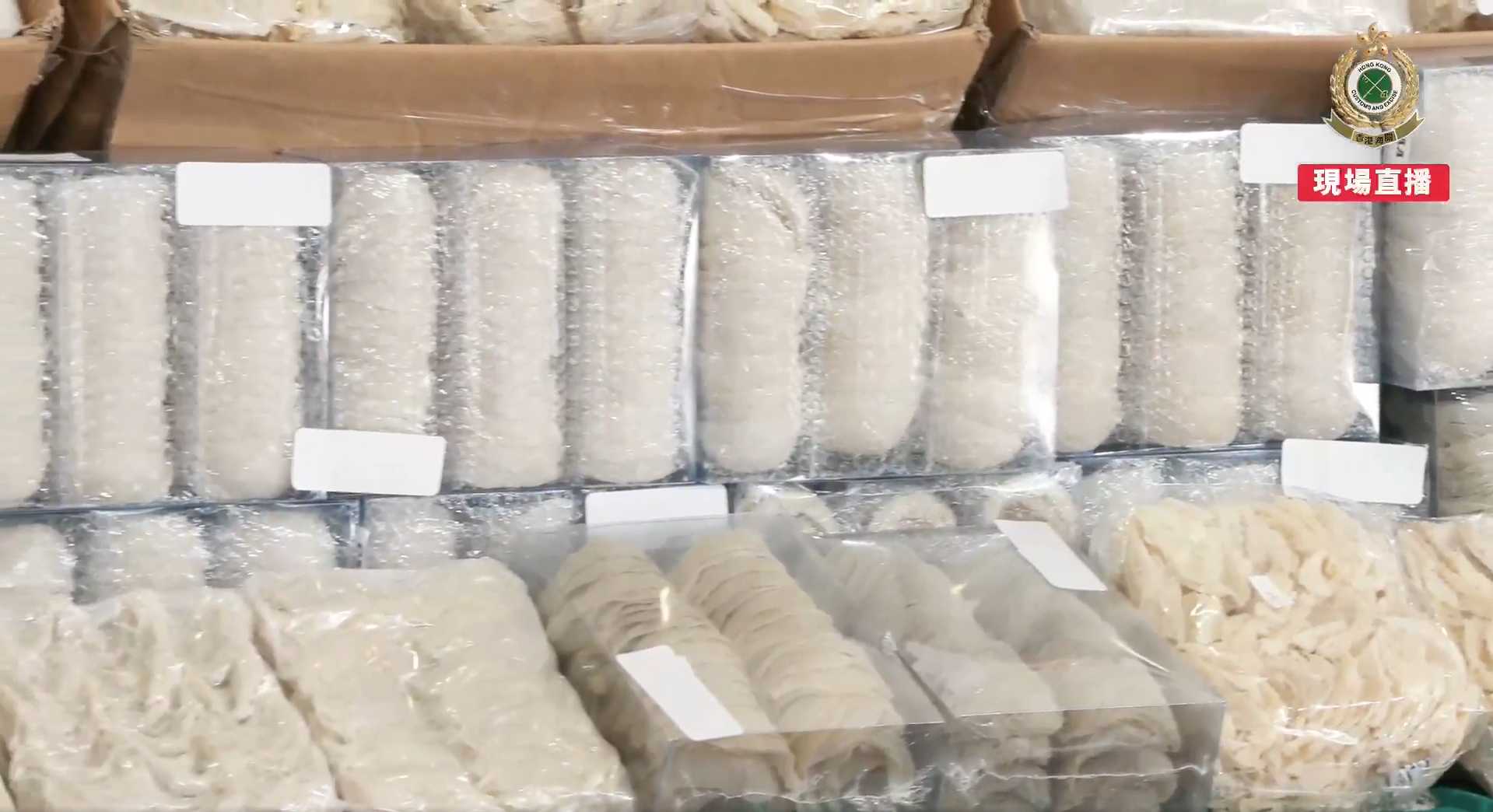 落馬洲口岸貨車涉走私3200萬元燕窩 海關拘58歲司機(海關Facebook直播)