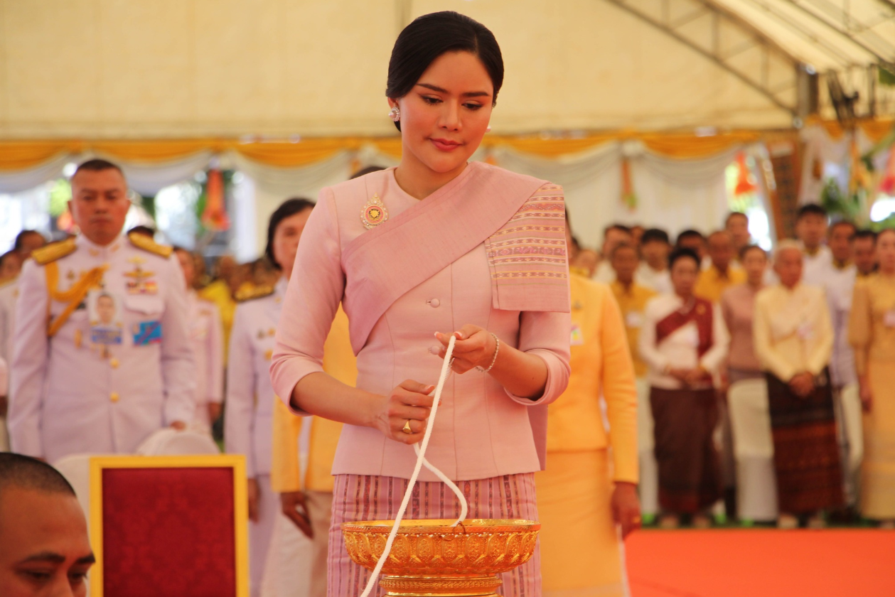 34歲歐拉弄頻頻曝光。(互聯網)