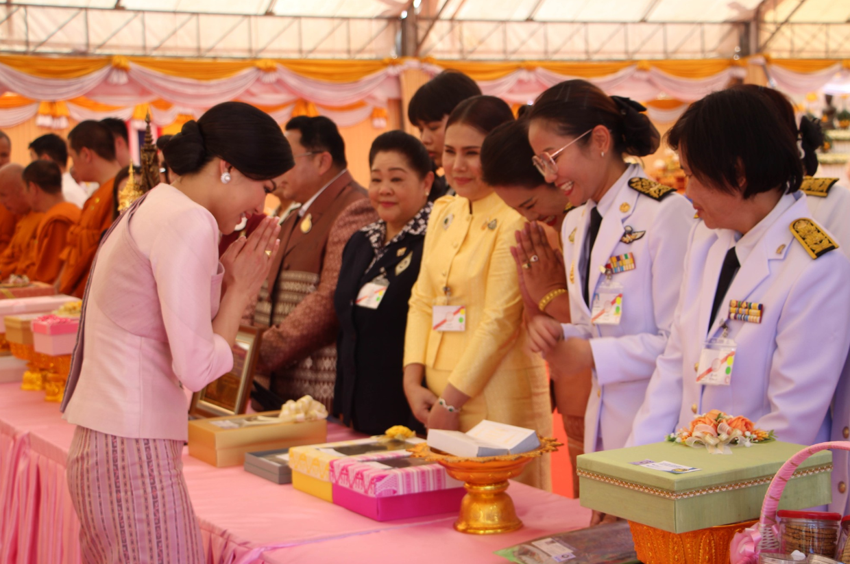 34歲歐拉弄頻頻曝光。(互聯網)