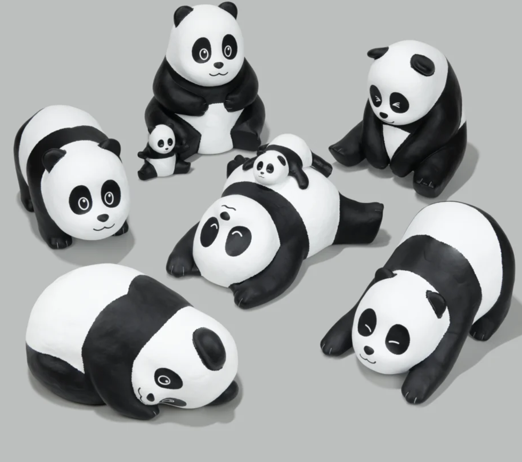 主辦單位表示,會將8款大熊貓造型,組合為2500隻大熊貓雕塑,先後置於特色地標向公眾展示。(主辦單位提供)