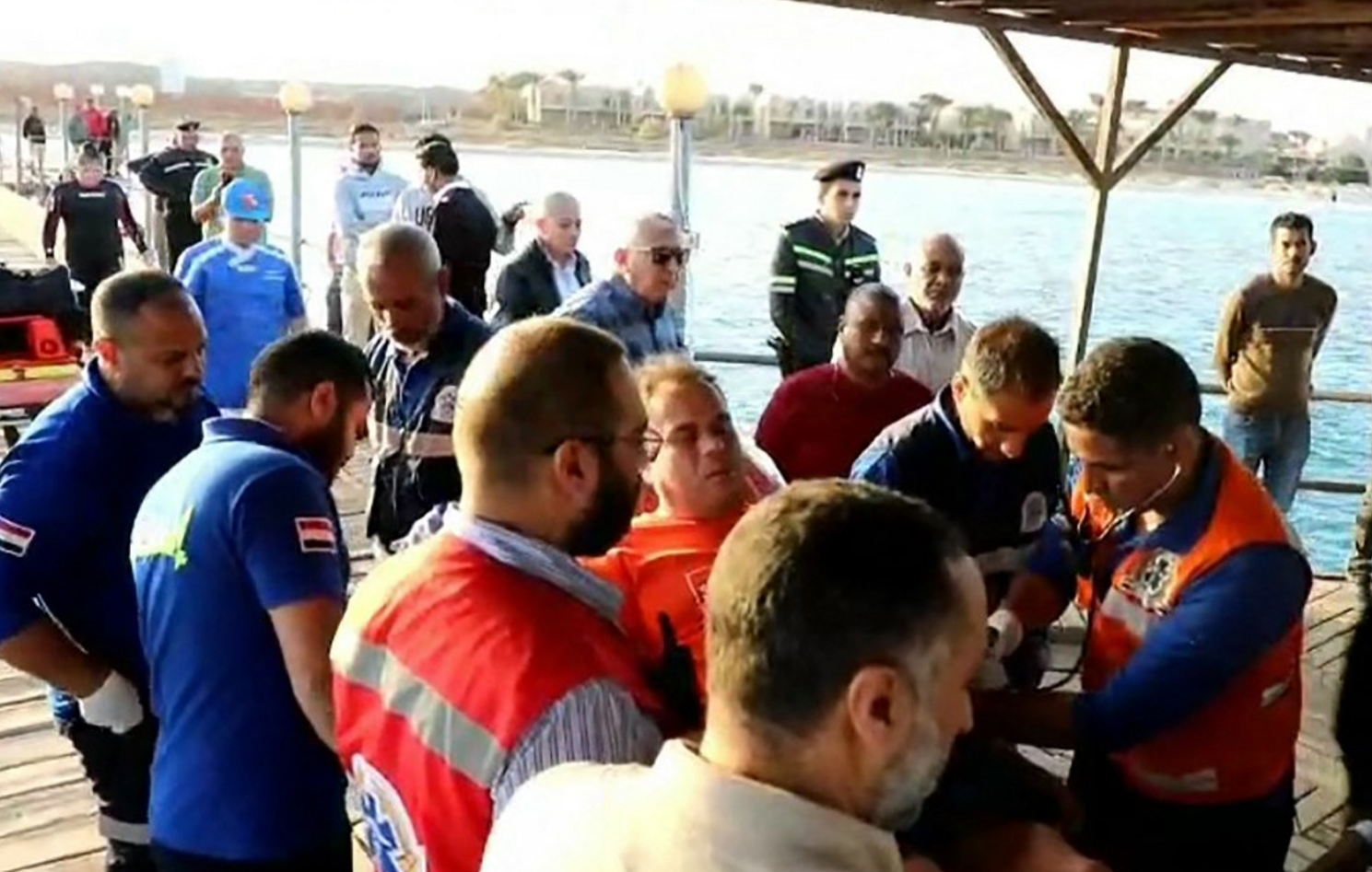 一艘載有44人的觀光船「海上故事」在埃及紅海沿岸翻沉 ,有倖存者被救起(網上圖片)