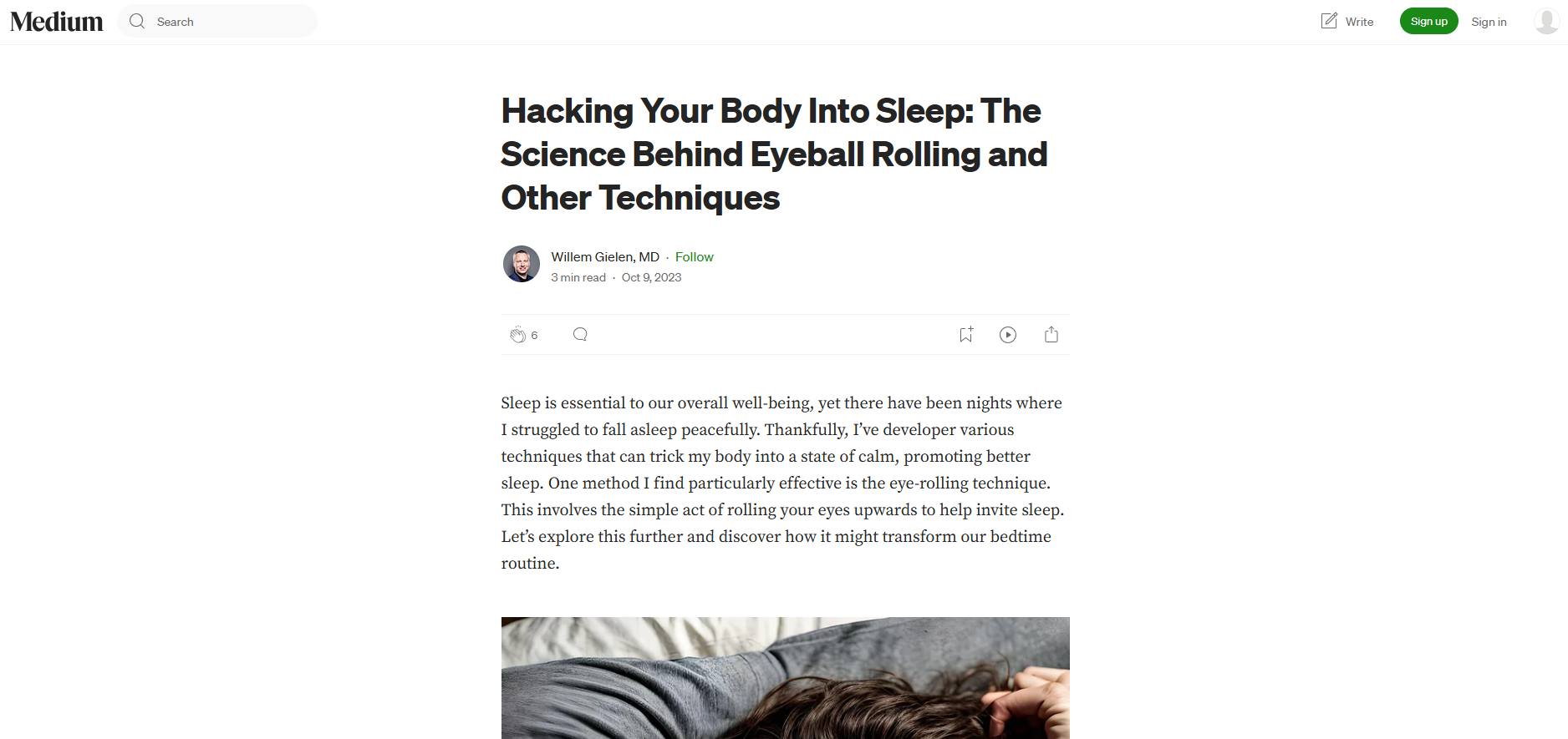 丹麥心臟科醫生Willem Gielen於去年10月曾在網上發表文章,推介做反白眼運動幫助入眠。(互聯網)