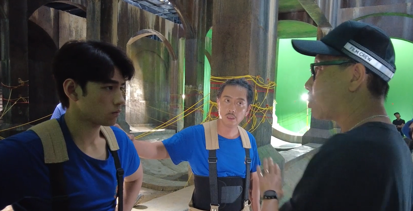 豪哥飾演消防隊中經驗老到的「煙鏟」,魏浚笙則演初出茅廬的「細柱」。