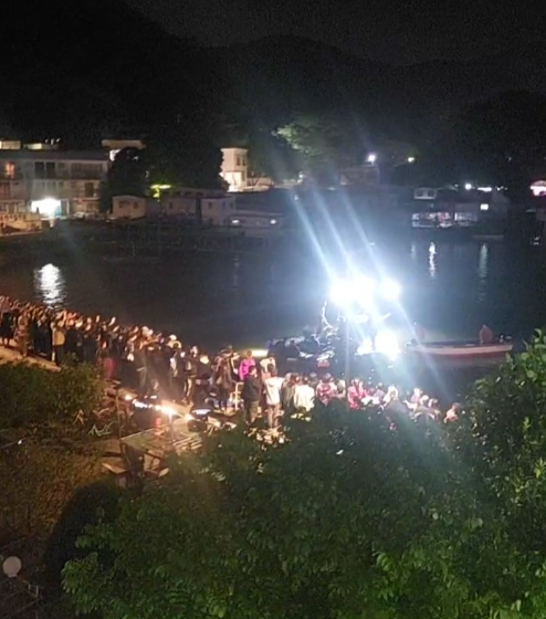 大澳有鯨魚擱淺(生於大澳 長於大澳FB)