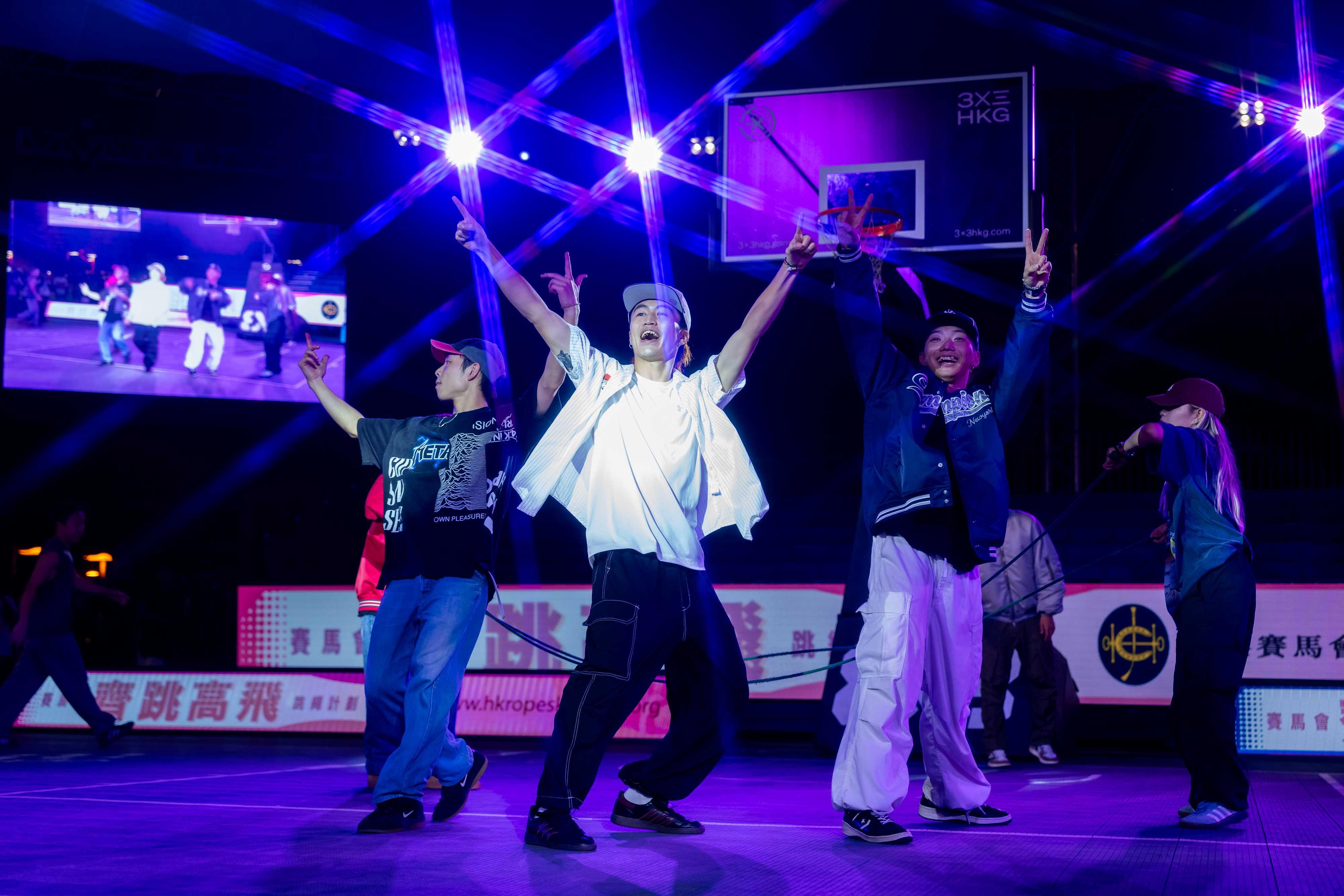 跳繩對決如霹靂舞般刺激