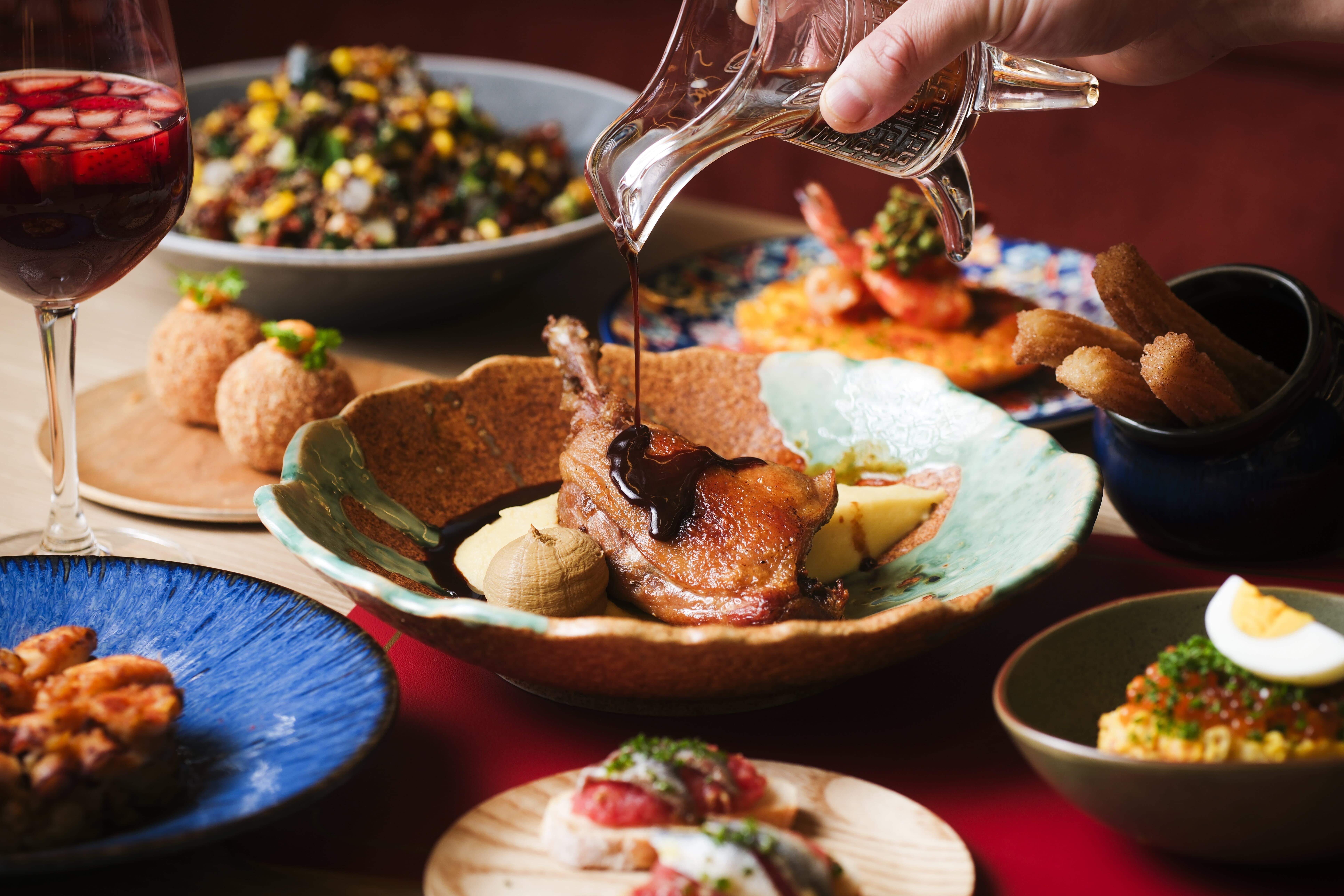 香燉紅酒汁鴨腿燻筍配薯蓉